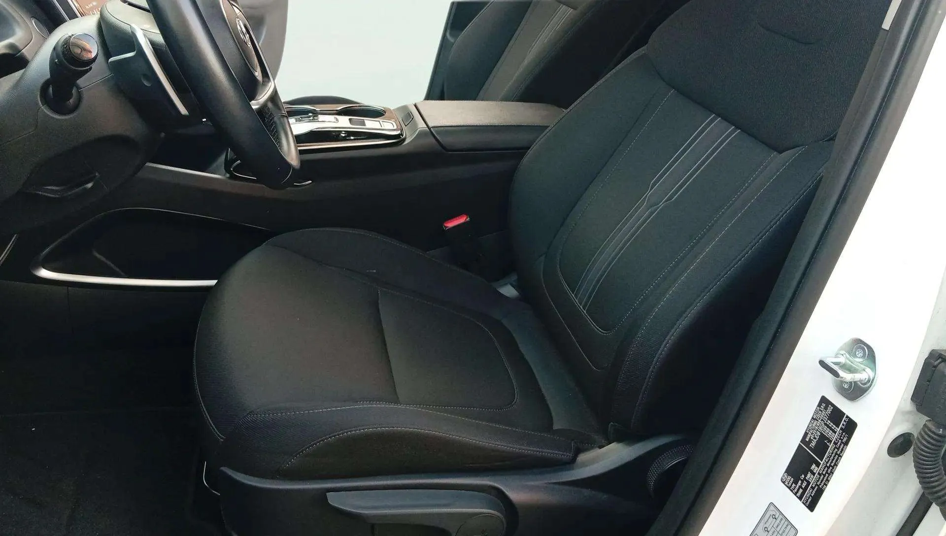 Hyundai Tucson 1.6 T-GDi 48V Tecno Sky DCT - foto 20