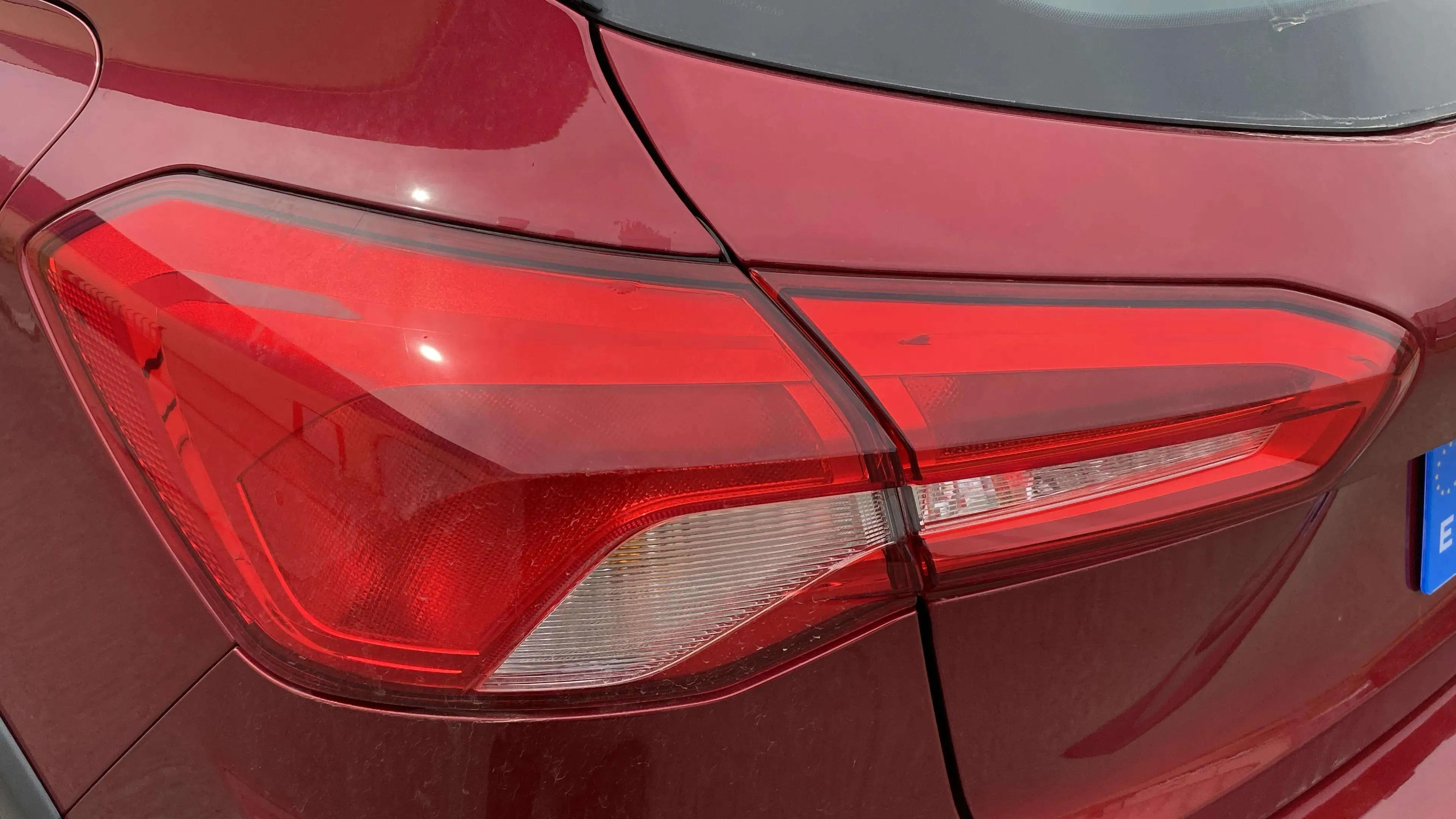 Ford Focus 1.0 EcoBoost Active - foto 24