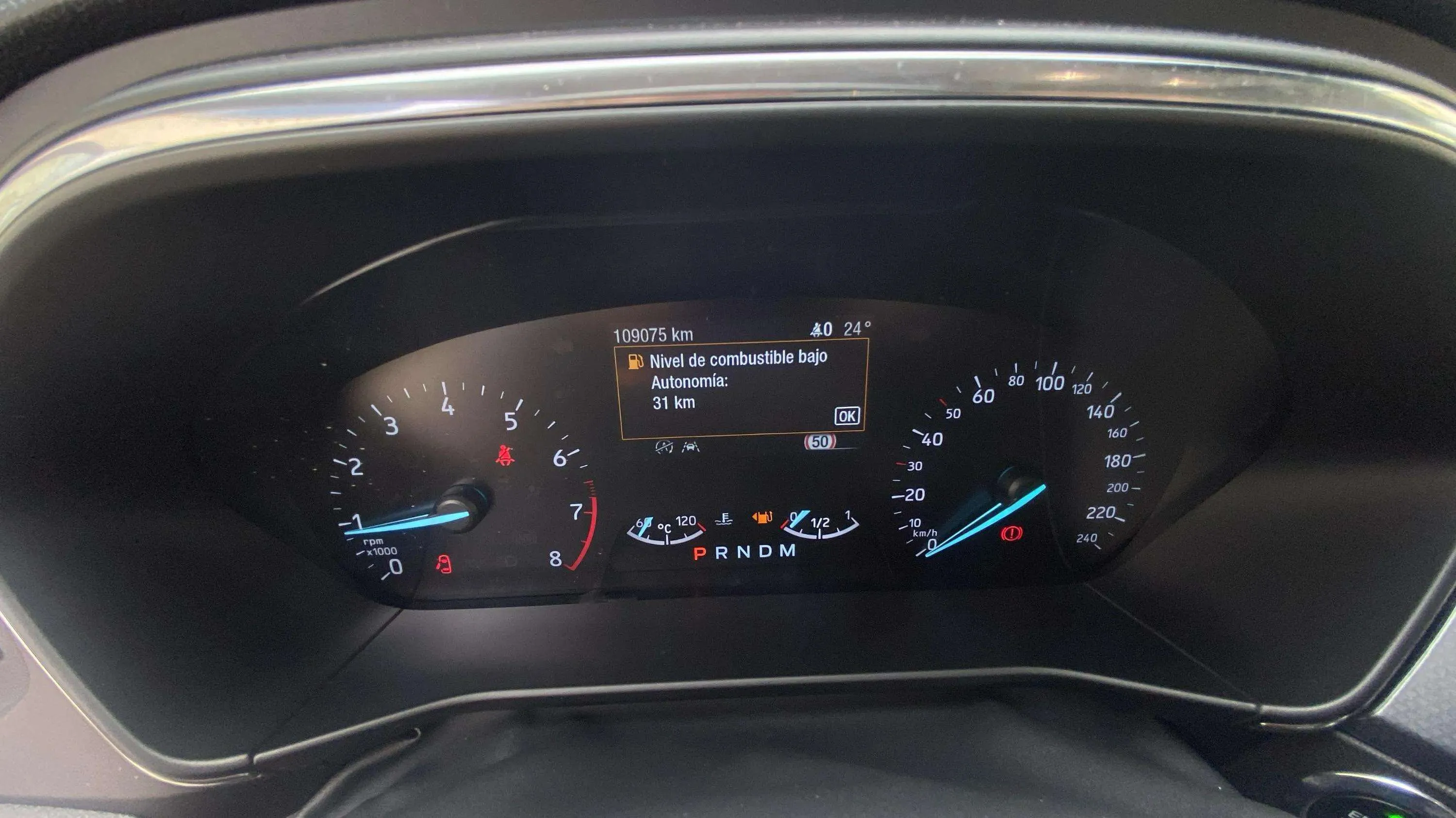 Ford Focus 1.0 EcoBoost Active - foto 12
