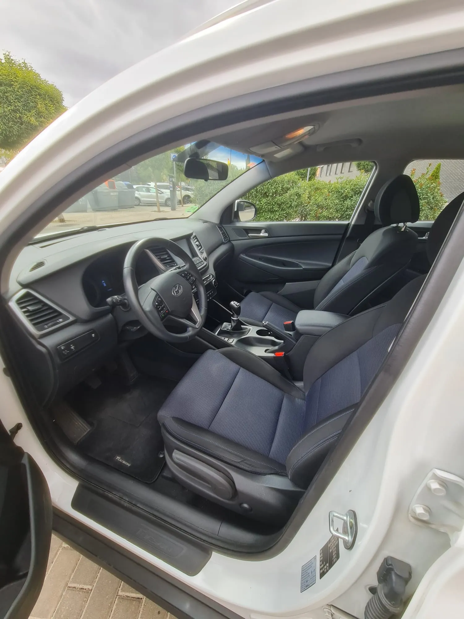 Hyundai Tucson 1.6 GDi BlueDrive 25 Aniversario 4x2 - foto 14
