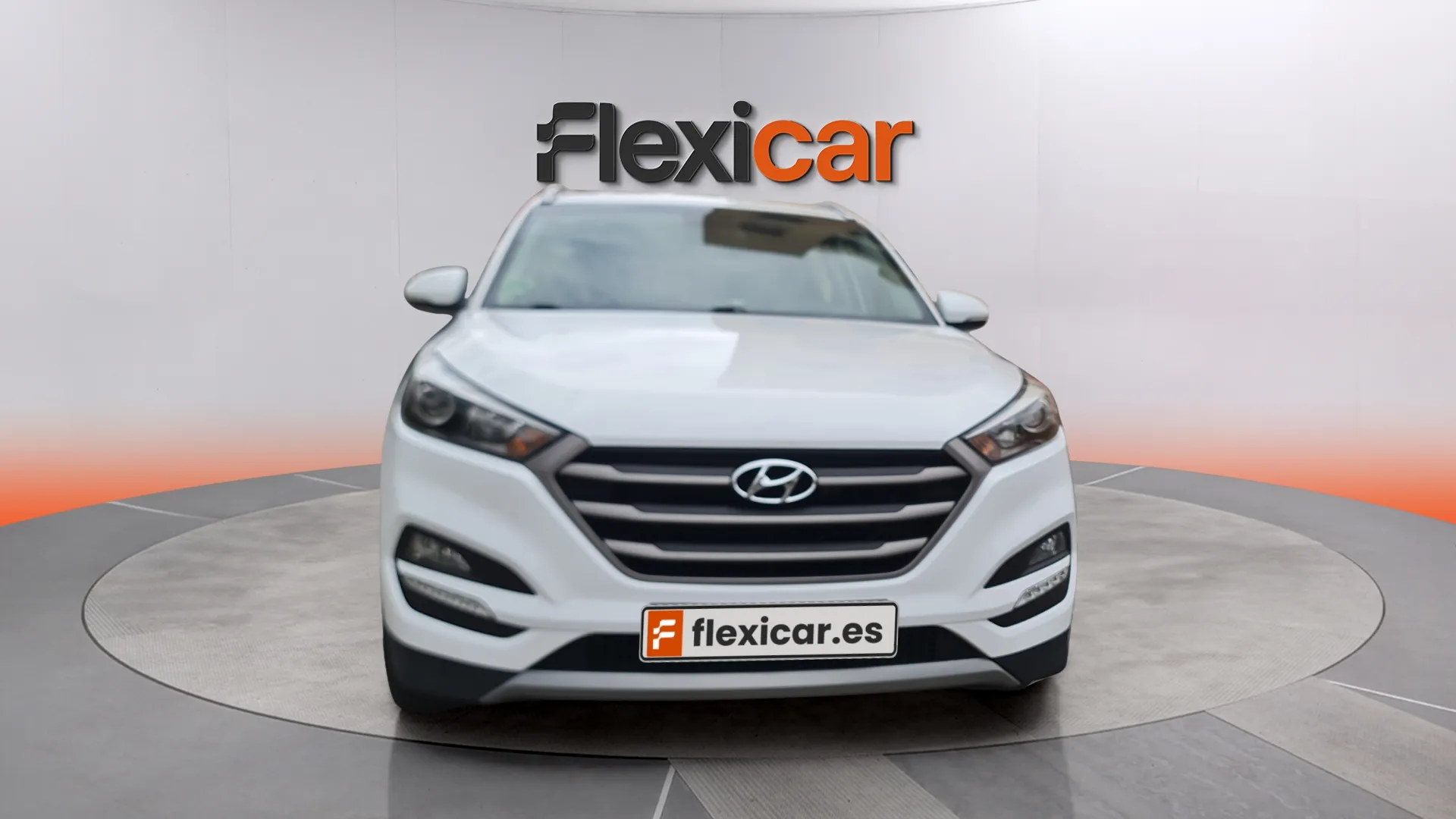 Hyundai Tucson 1.6 GDi BlueDrive 25 Aniversario 4x2 - foto 2
