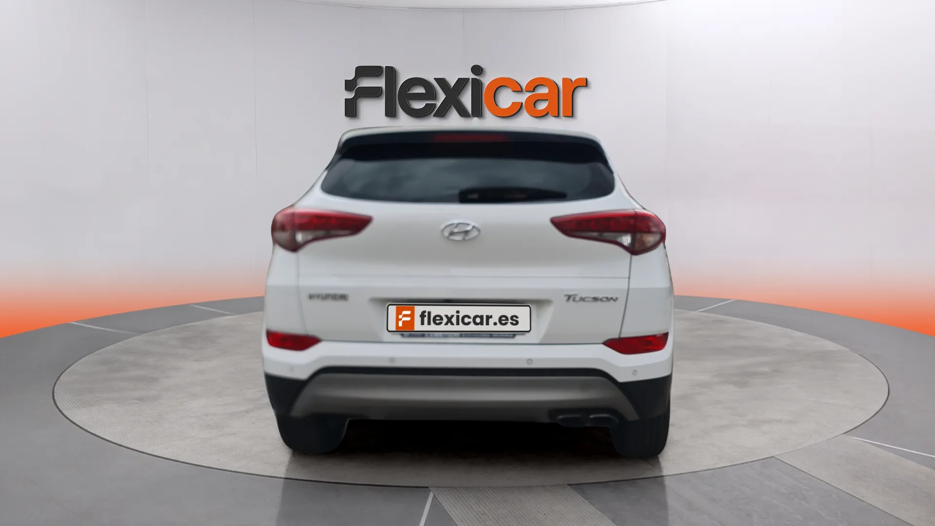 Hyundai Tucson 1.6 GDi BlueDrive 25 Aniversario 4x2 - foto 4
