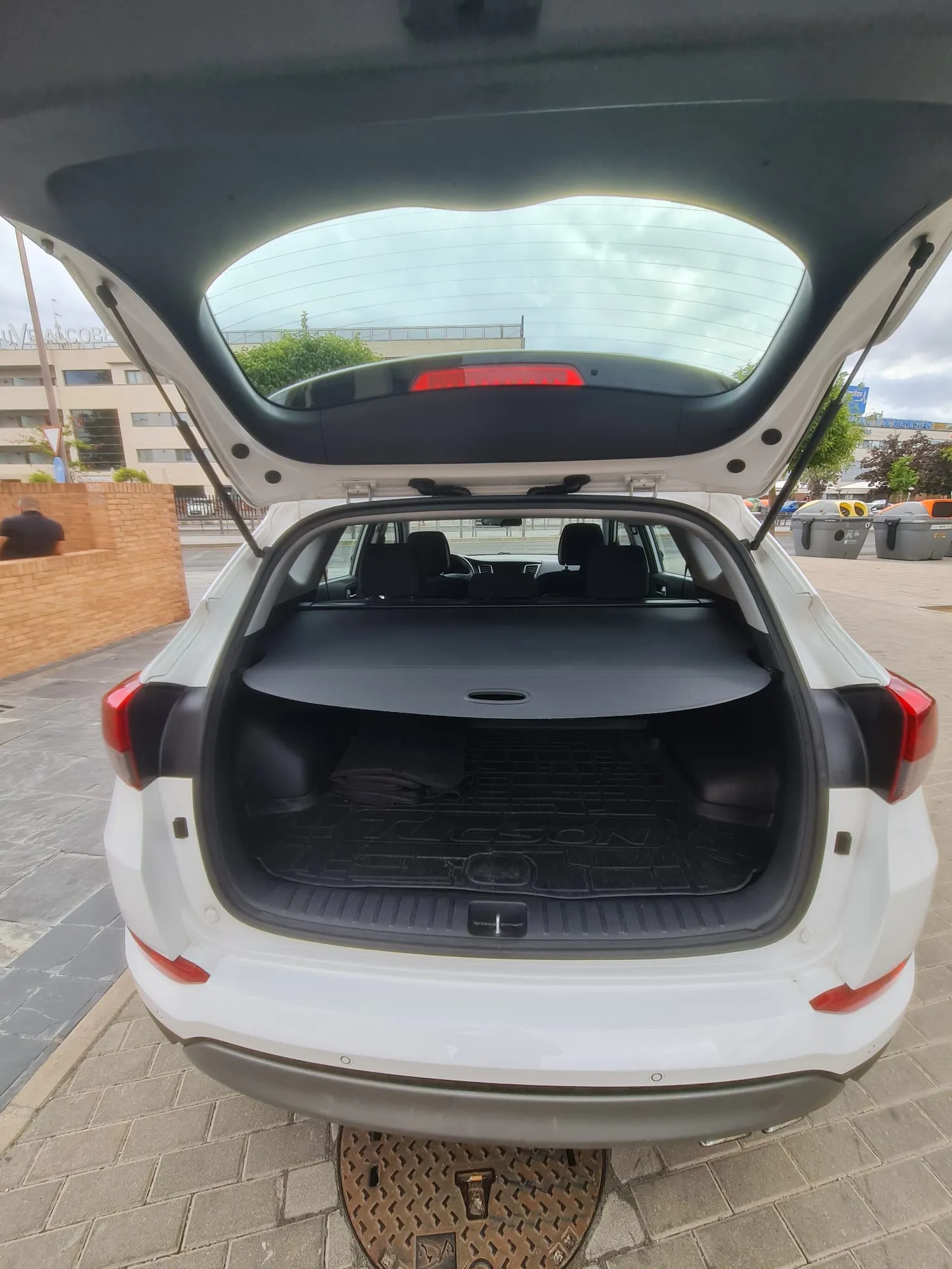Hyundai Tucson 1.6 GDi BlueDrive 25 Aniversario 4x2 - foto 17