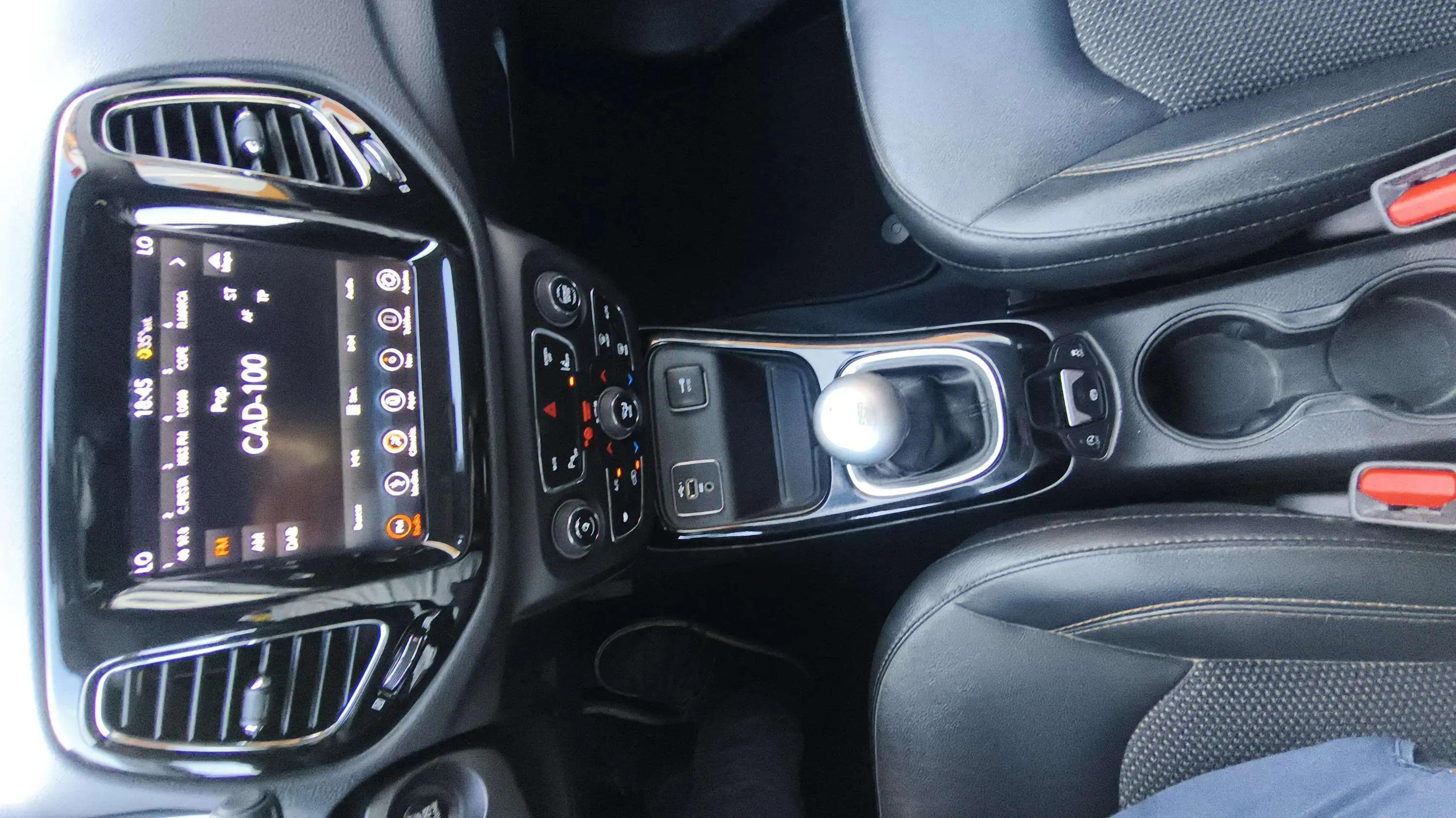 Jeep Compass 1.4 Mair Limited 4x2 - foto 18