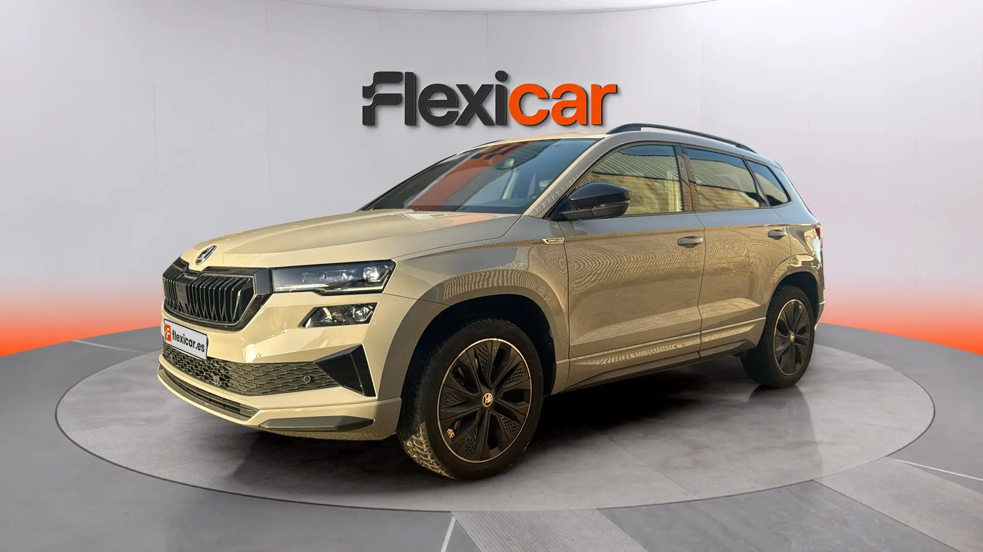 Škoda Karoq 1.5 TSI ACT Sportline - foto 6