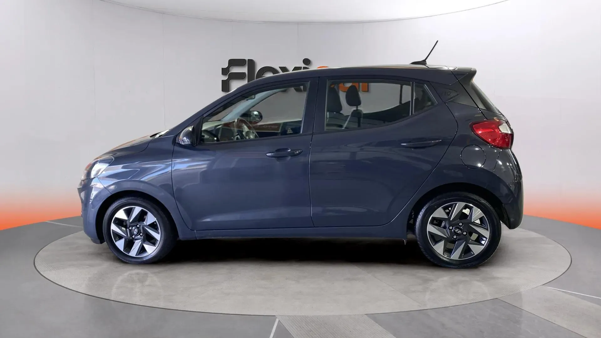 Hyundai i10 1.0 Klass - foto 3