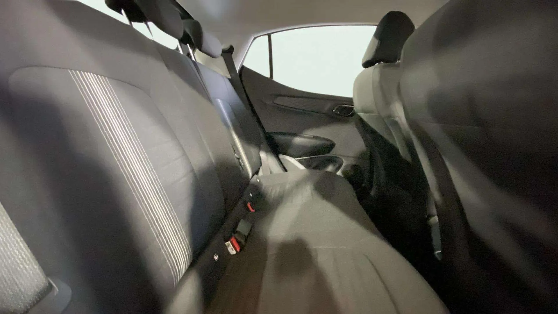 Hyundai i10 1.0 Klass - foto 16