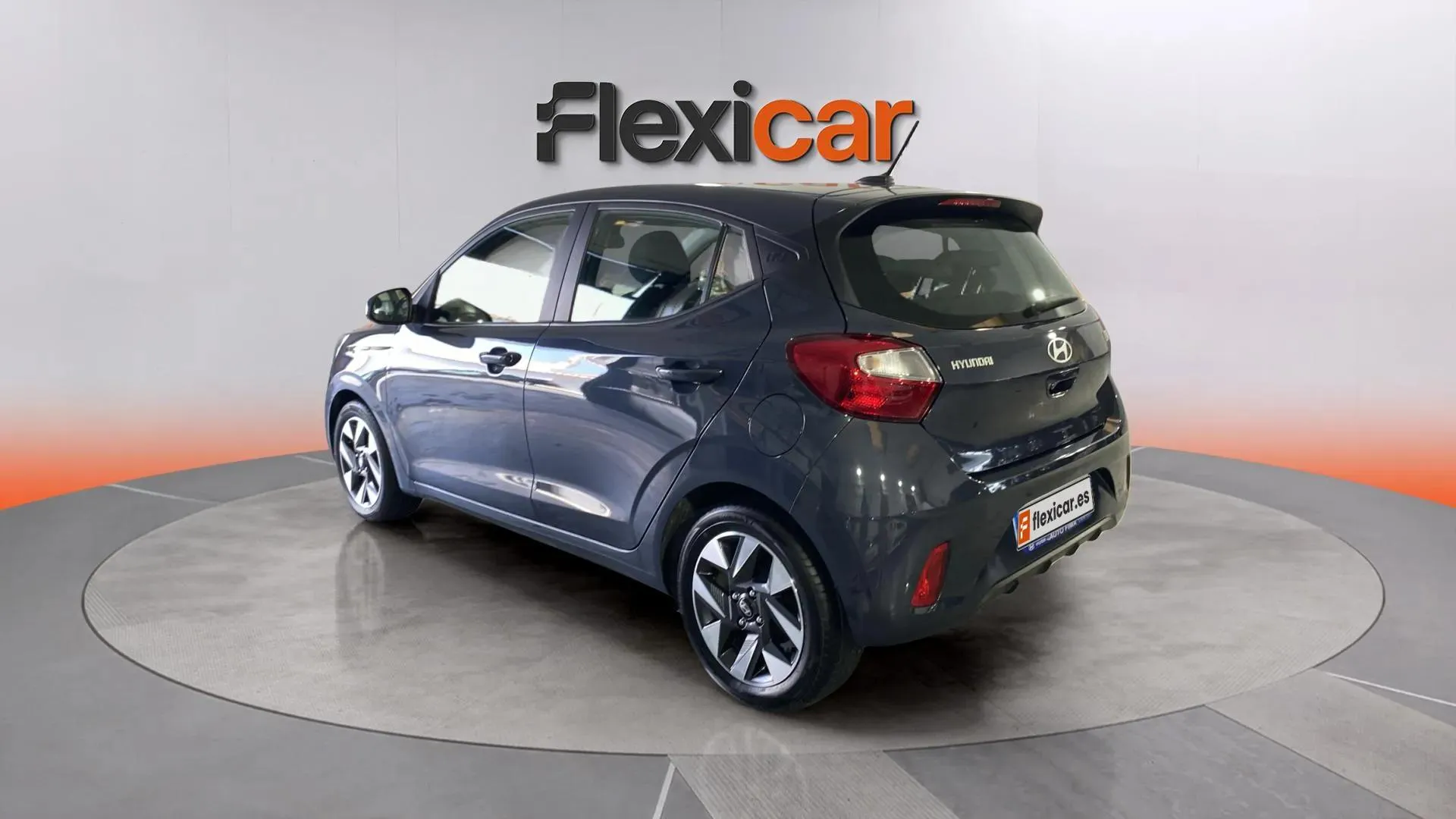 Hyundai i10 1.0 Klass - foto 7