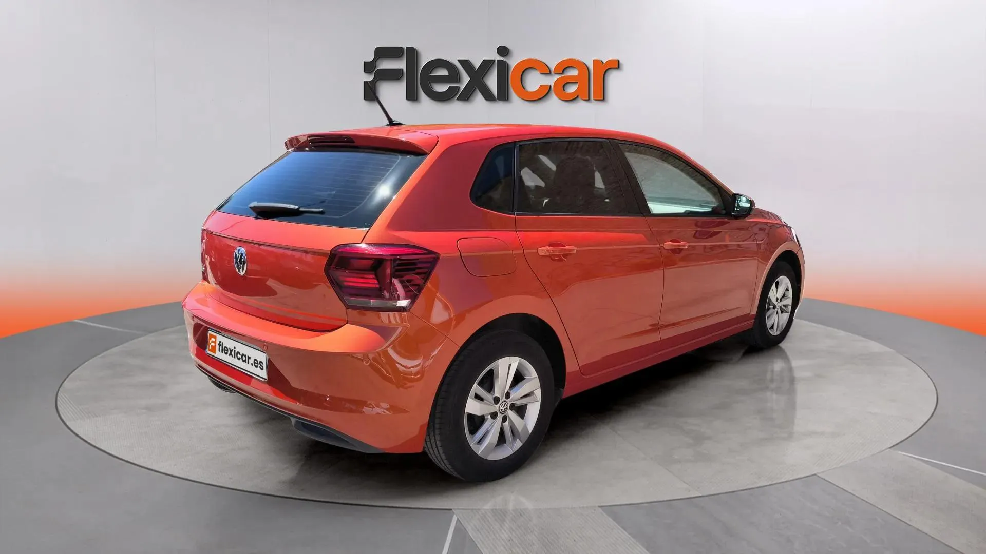 Volkswagen Polo R-Line 1.0 TSI DSG - foto 6