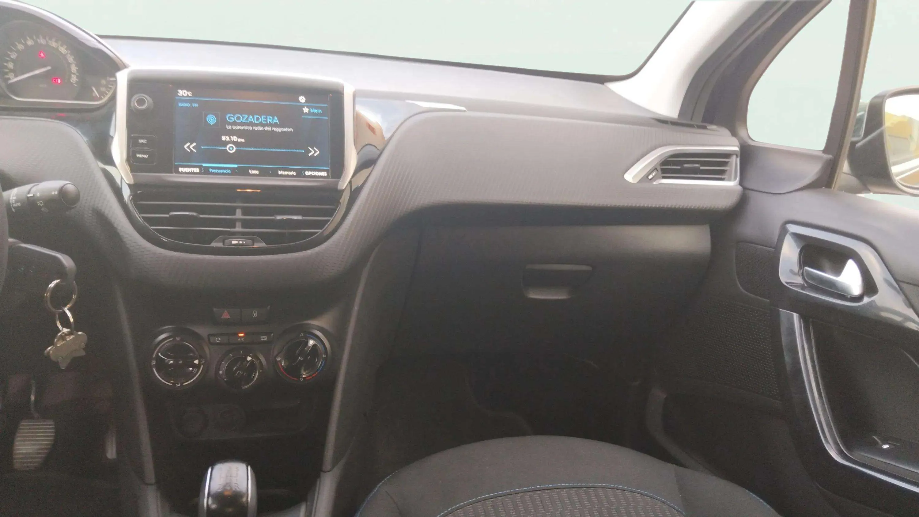 Peugeot 208 Active PureTech - foto 17