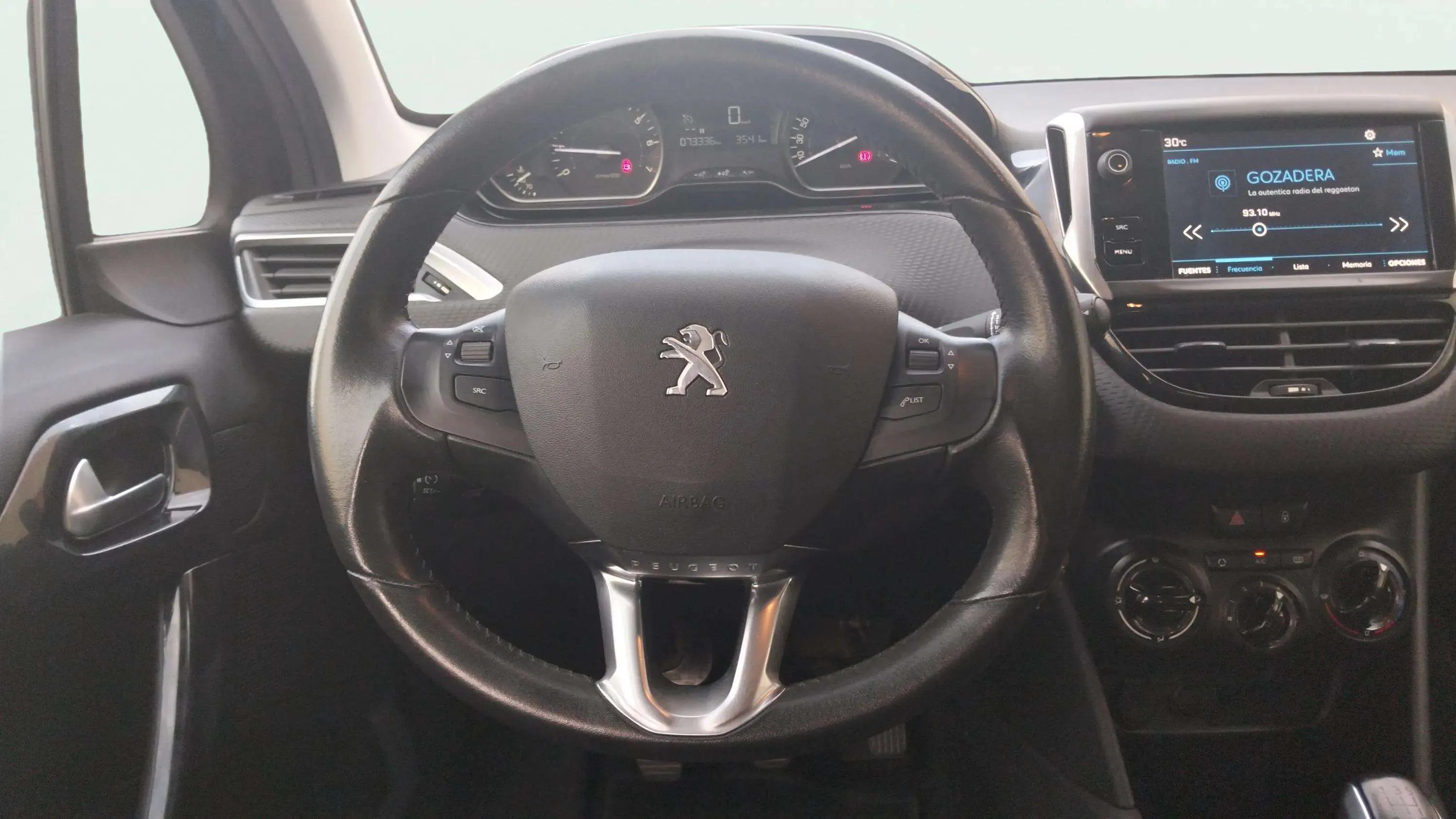 Peugeot 208 Active PureTech - foto 9