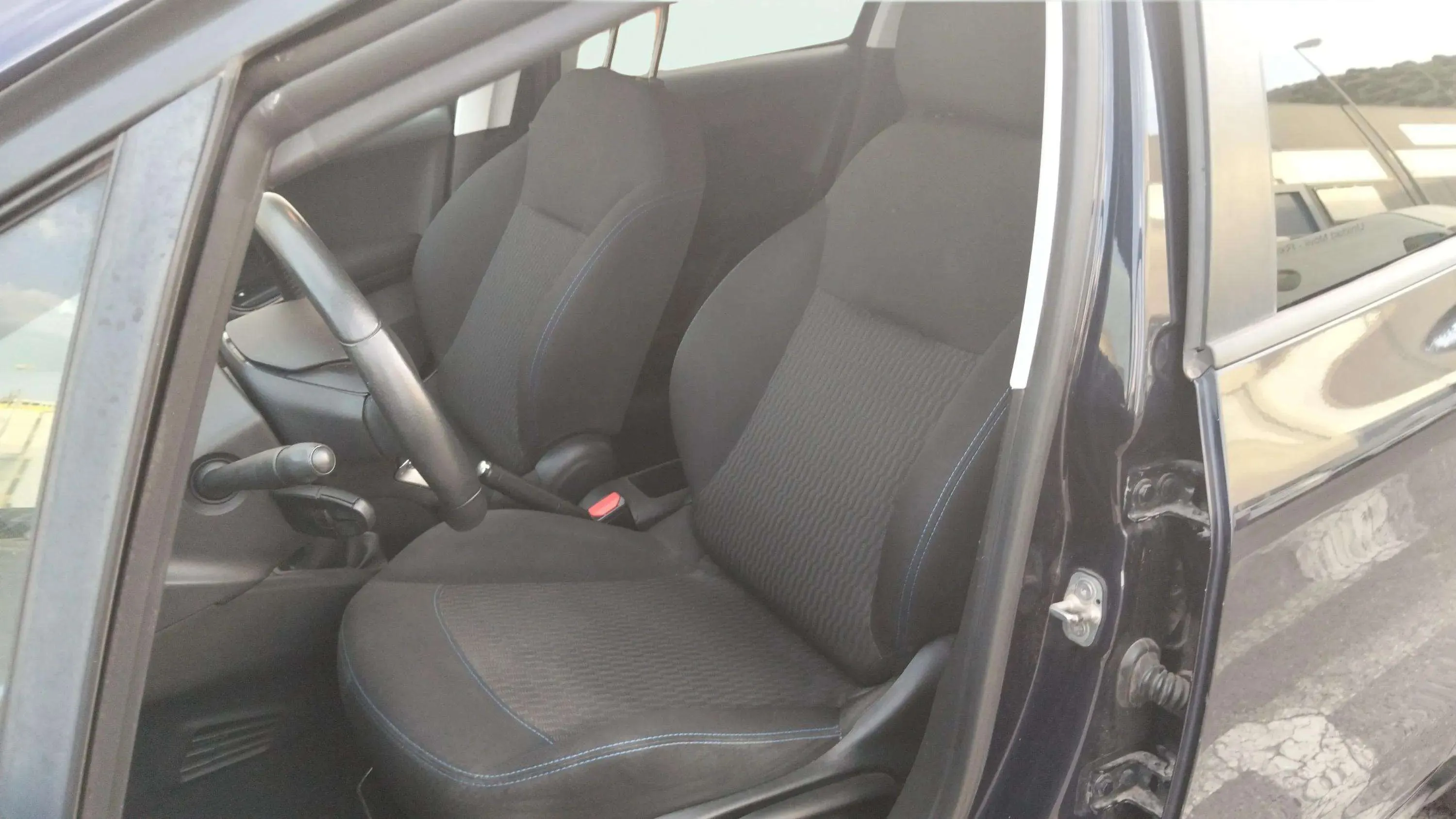 Peugeot 208 Active PureTech - foto 22
