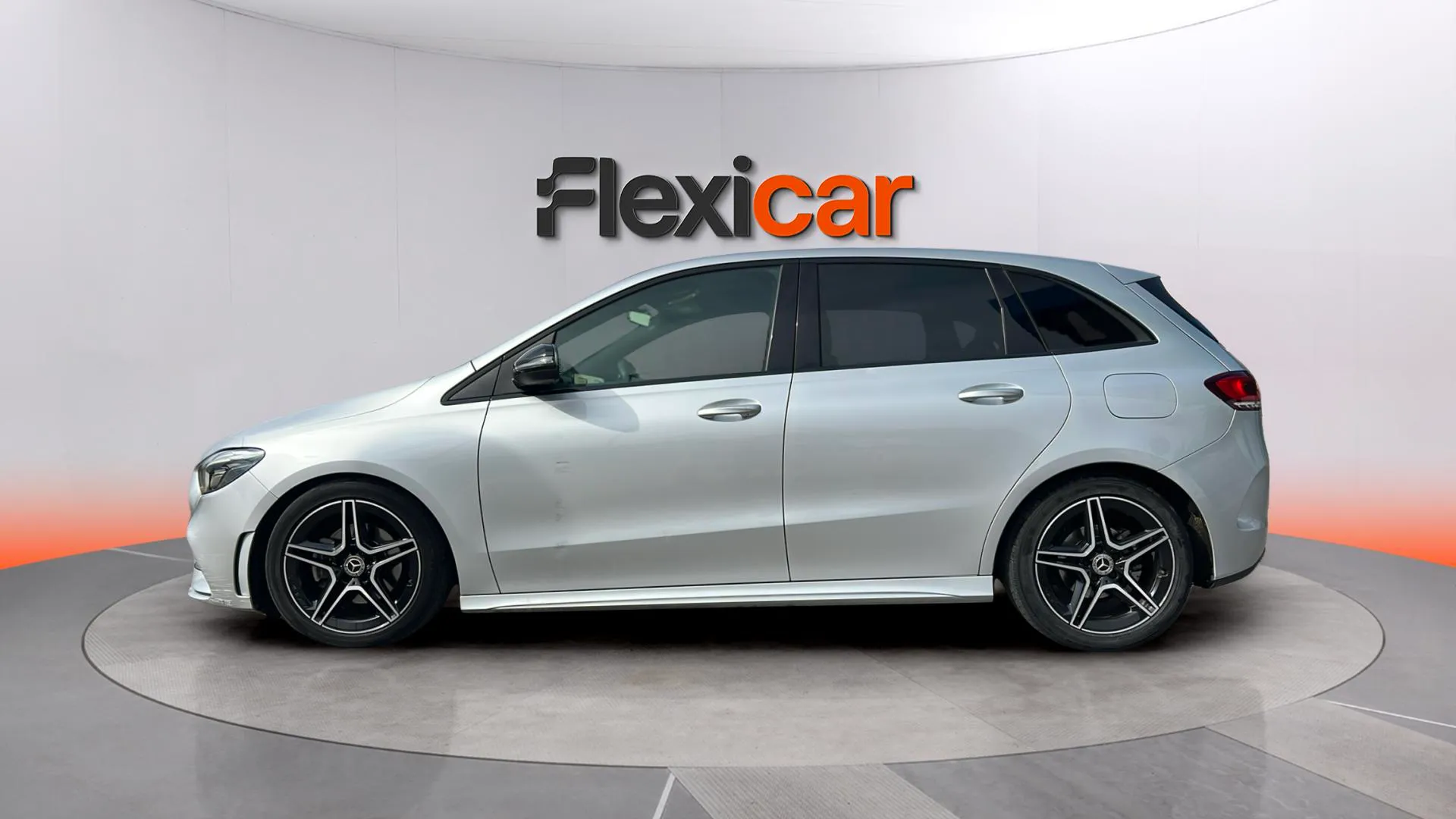 Mercedes-Benz Clase B B 200 d - foto 4