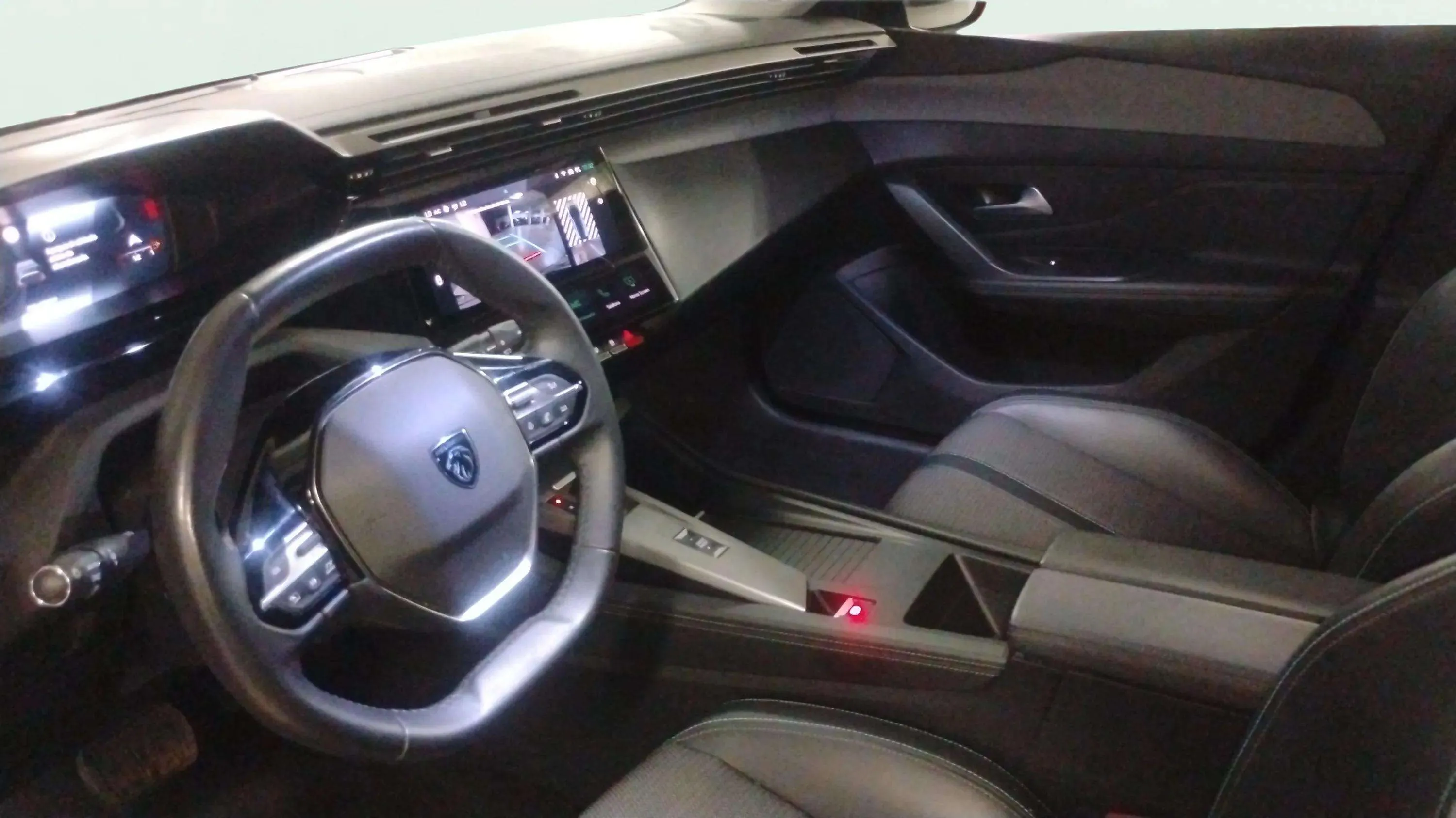 Peugeot 308 Active BlueHDi 130 EAT8 - foto 6