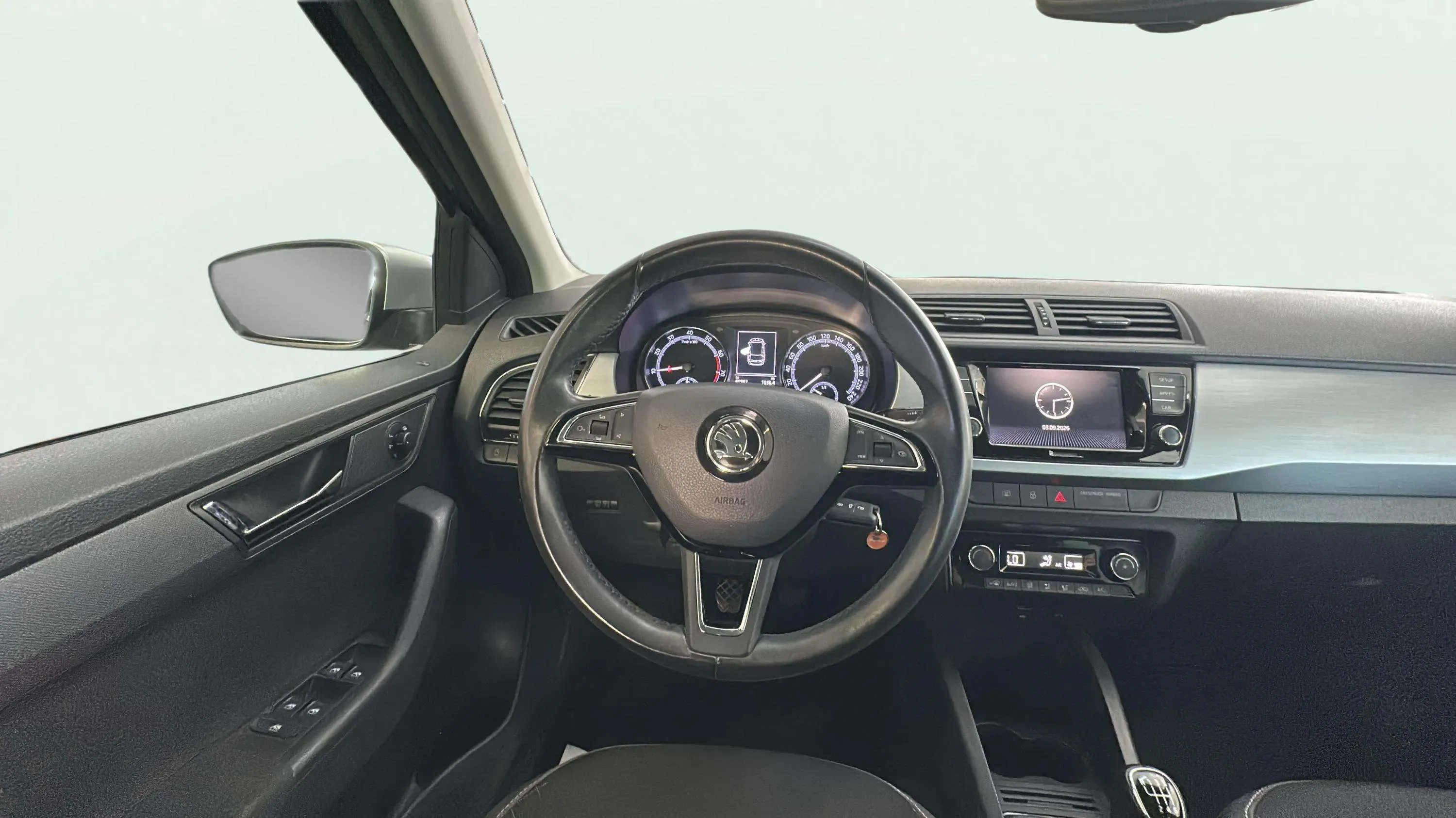 Škoda Fabia 1.0 MPI Ambition - foto 12