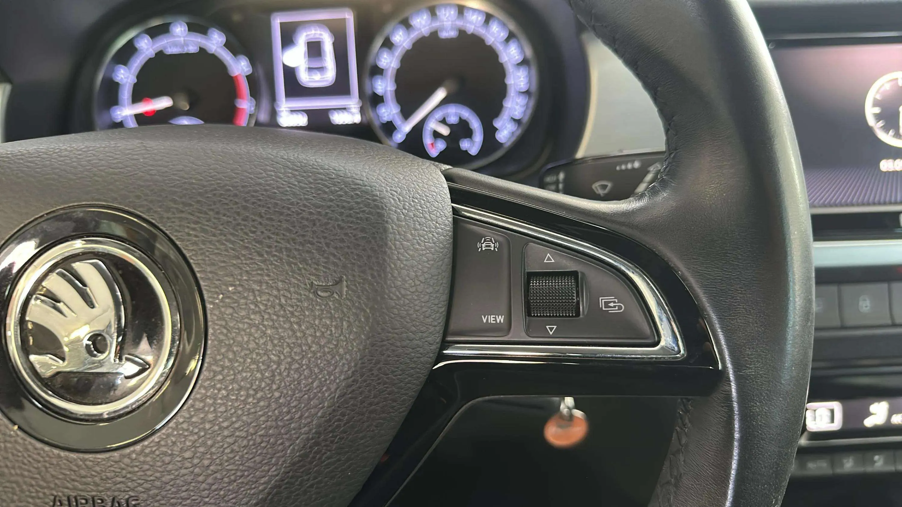Škoda Fabia 1.0 MPI Ambition - foto 16
