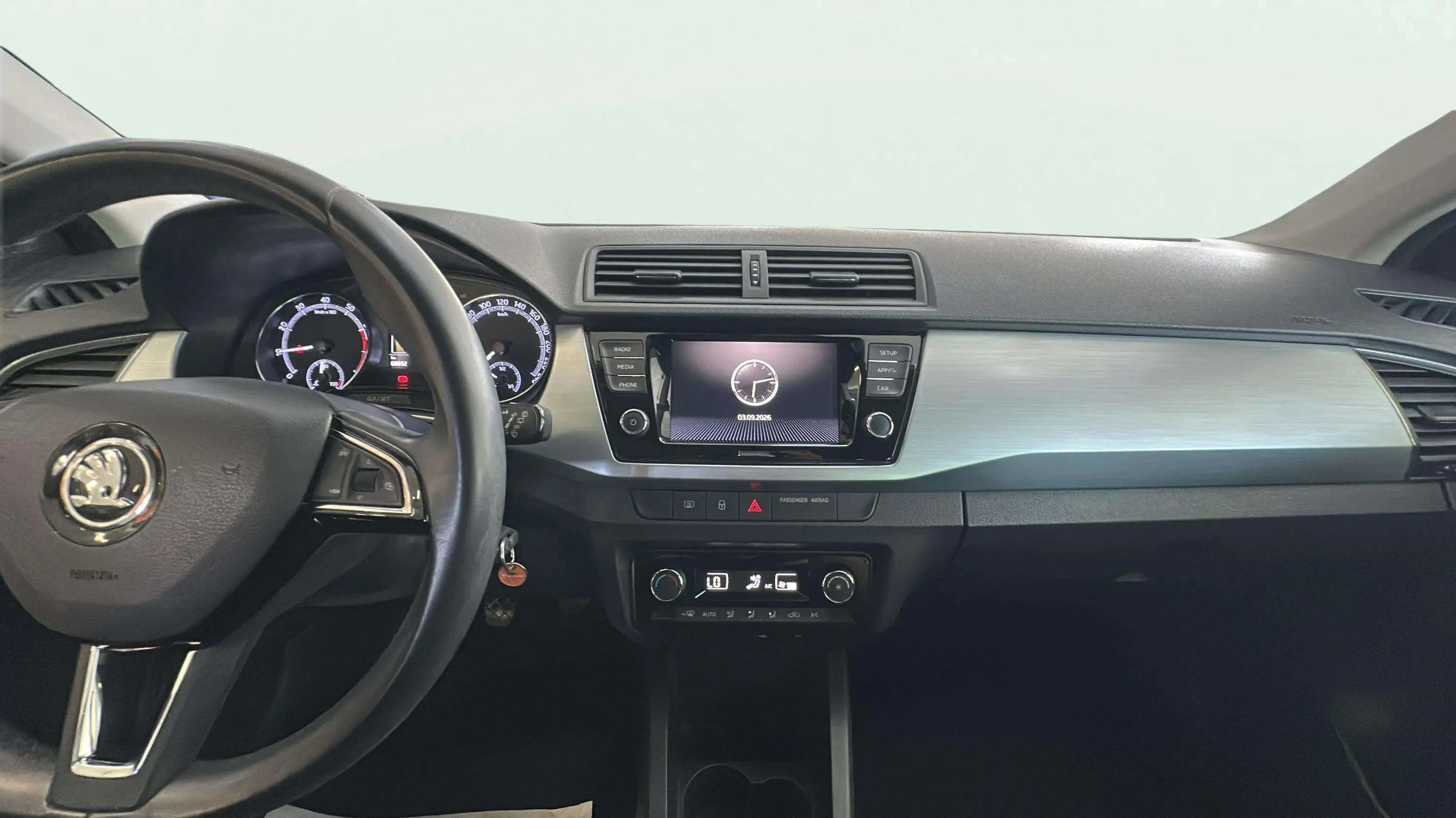 Škoda Fabia 1.0 MPI Ambition - foto 19