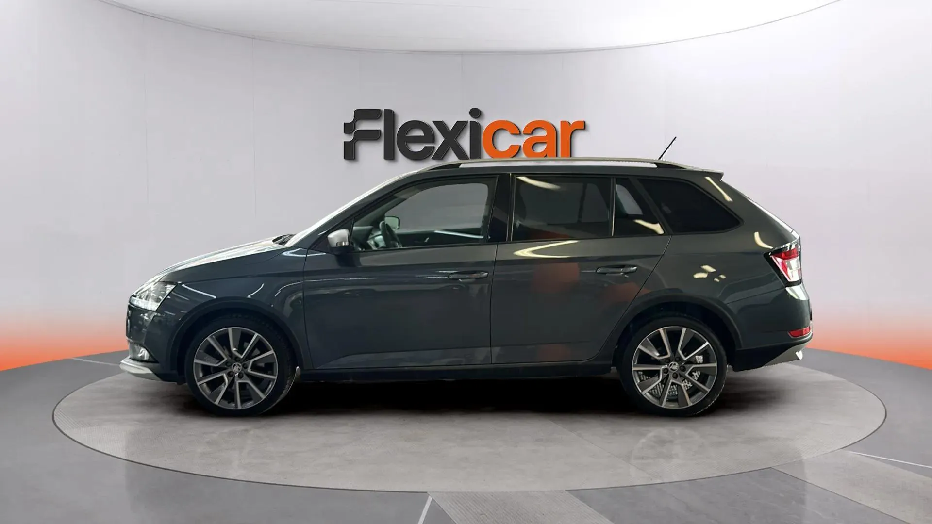Škoda Fabia 1.0 MPI Ambition - foto 6
