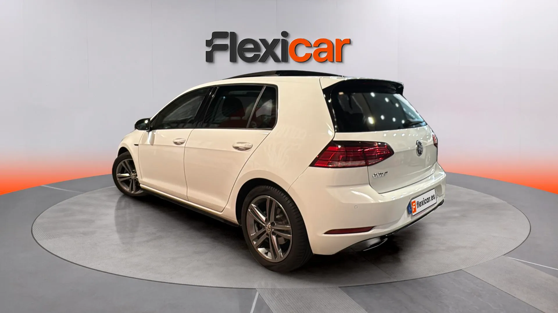 Volkswagen Golf Sport R-Line 2.0 TDI DSG - foto 5