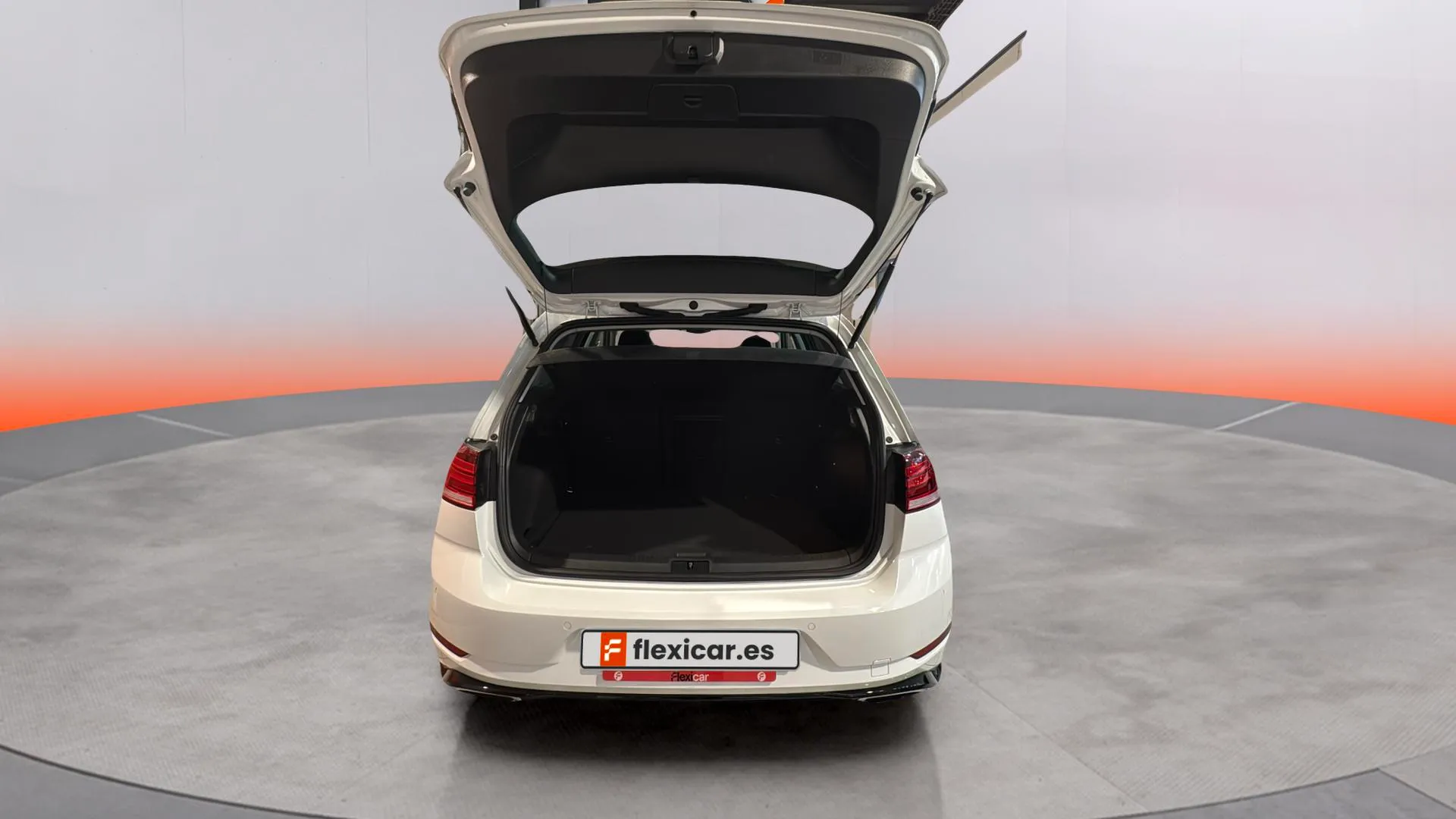 Volkswagen Golf Sport R-Line 2.0 TDI DSG - foto 9