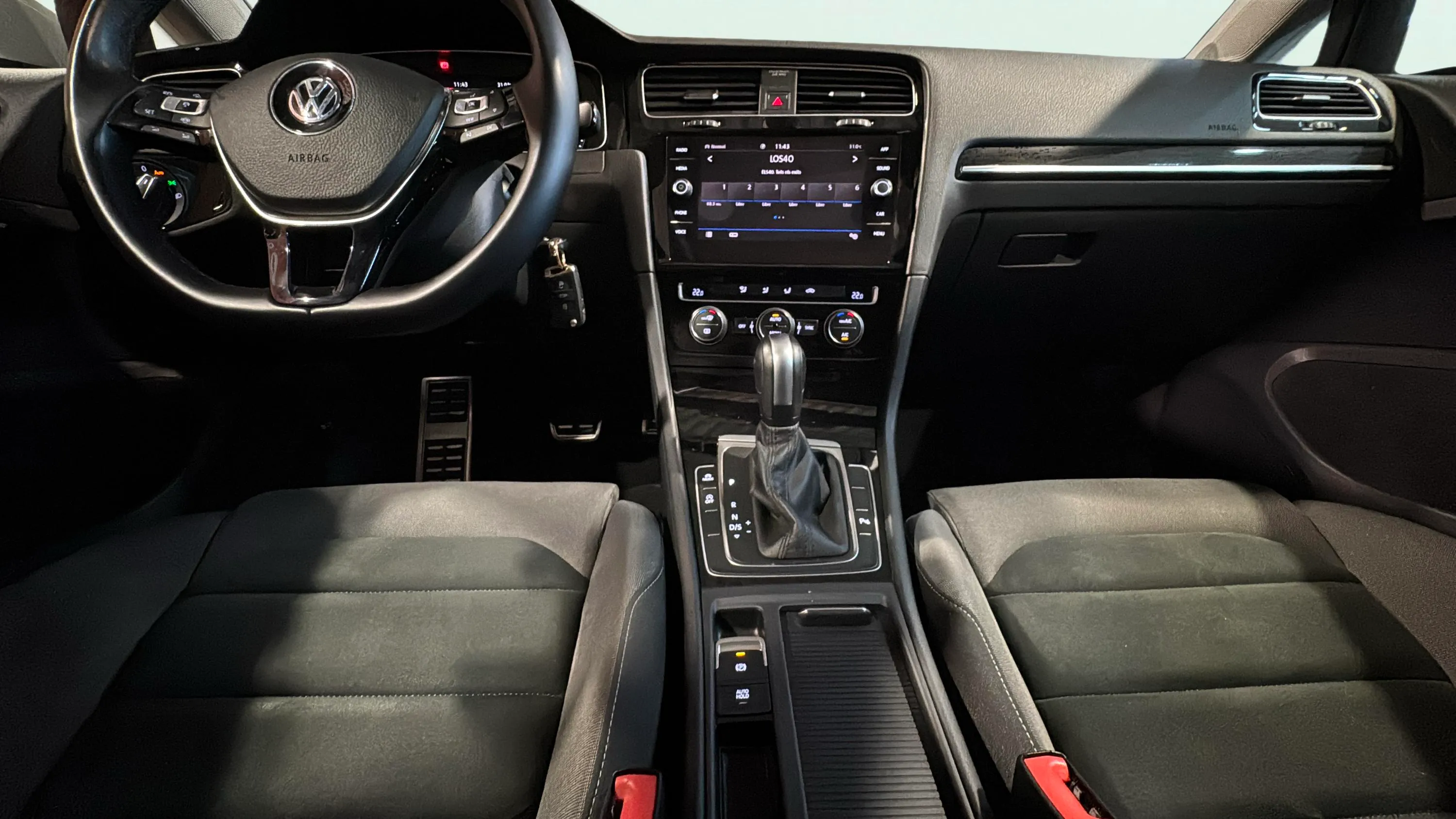Volkswagen Golf Sport R-Line 2.0 TDI DSG - foto 13