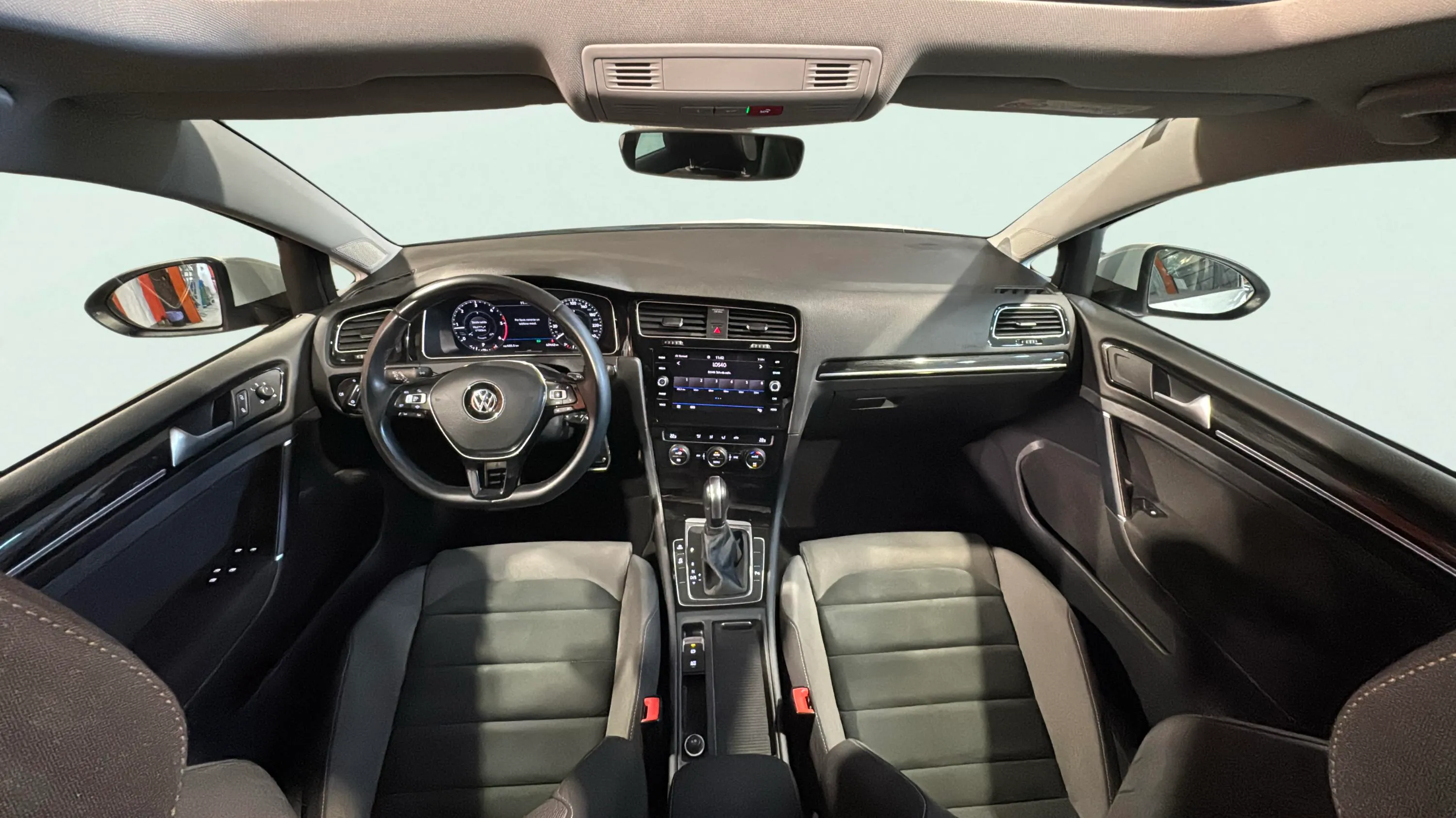 Volkswagen Golf Sport R-Line 2.0 TDI DSG - foto 12
