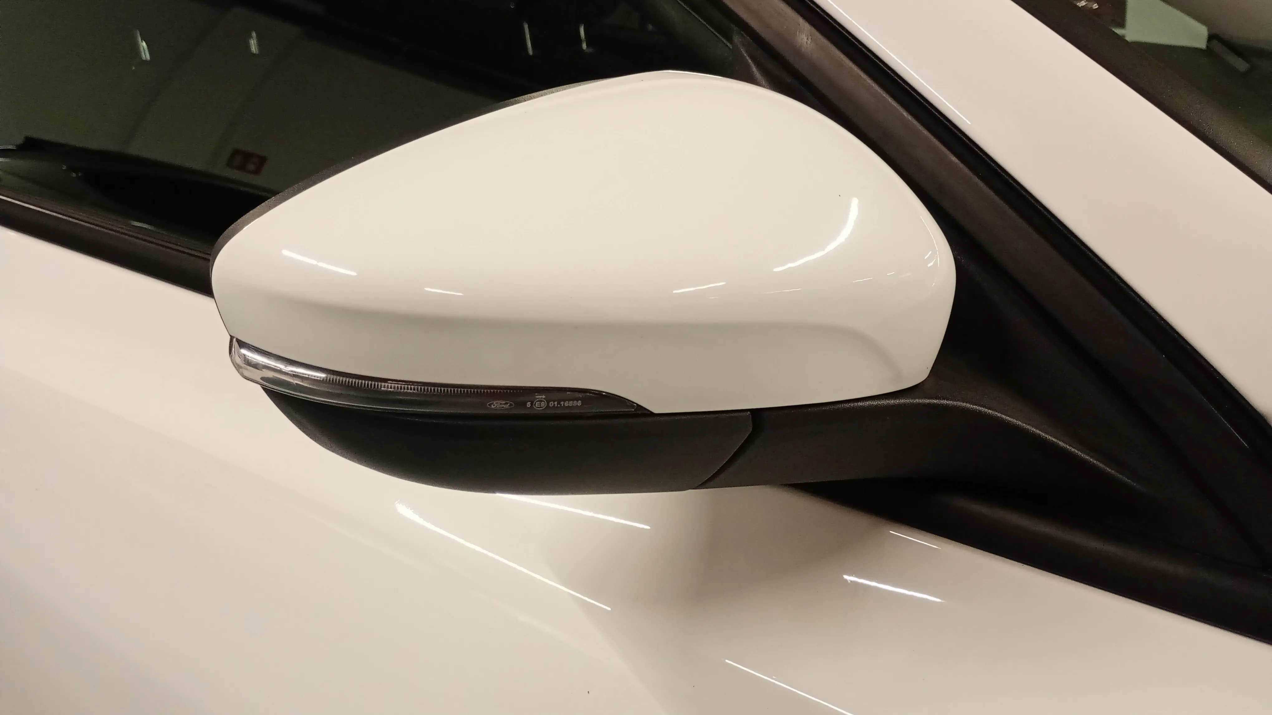 Ford Focus 1.0 EcoBoost MHEV ST-Line - foto 18