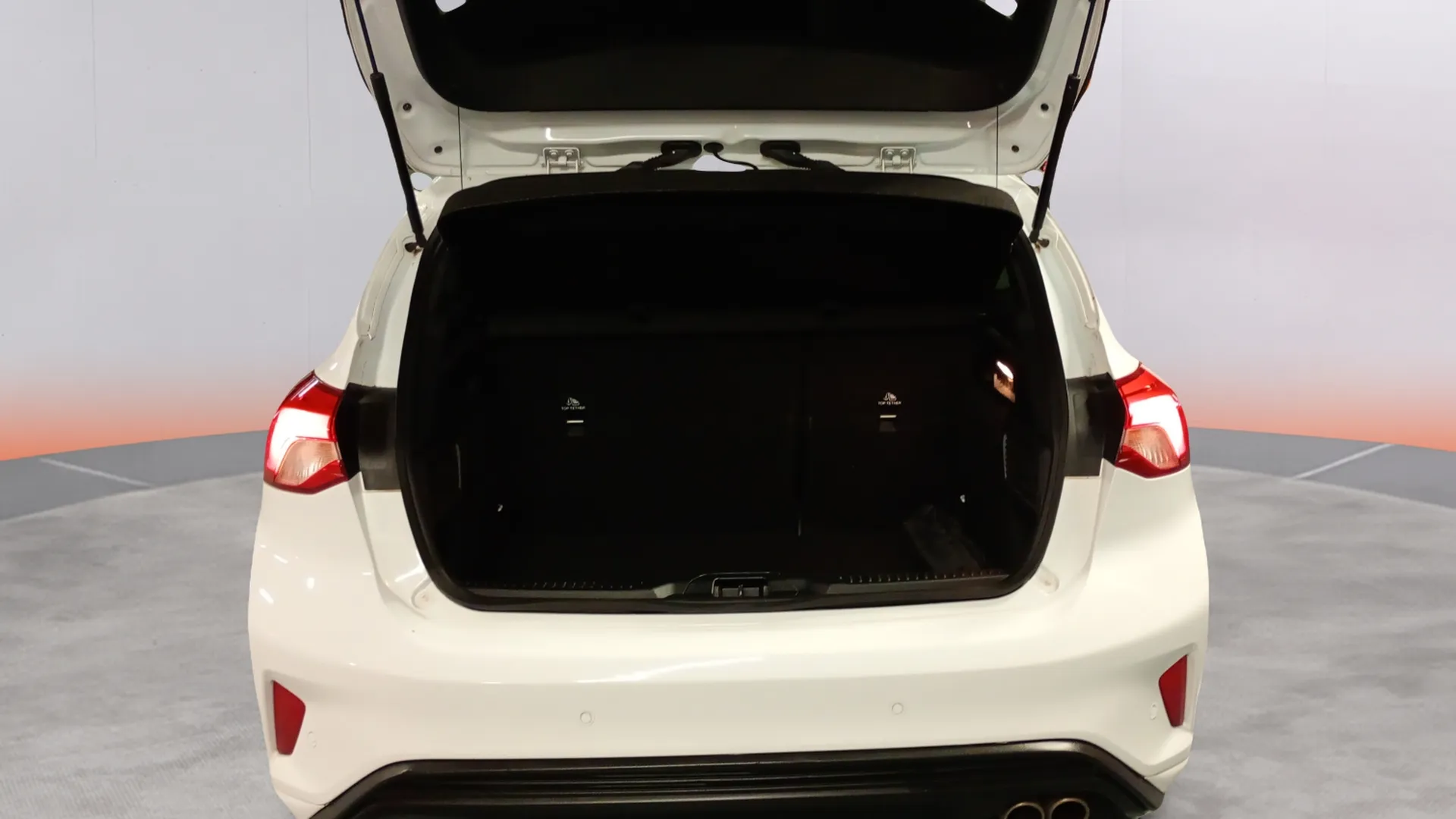 Ford Focus 1.0 EcoBoost MHEV ST-Line - foto 13