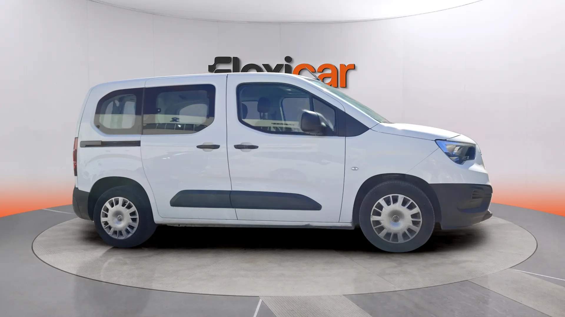 Opel Combo 1.5 TD Expression L - foto 8