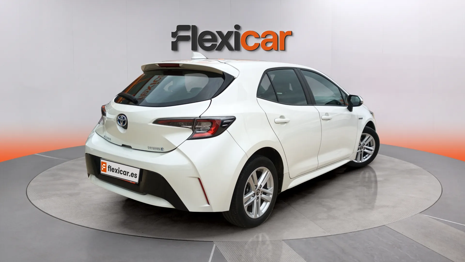 Toyota Corolla 1.8 125H Active Tech E-CVT - foto 4