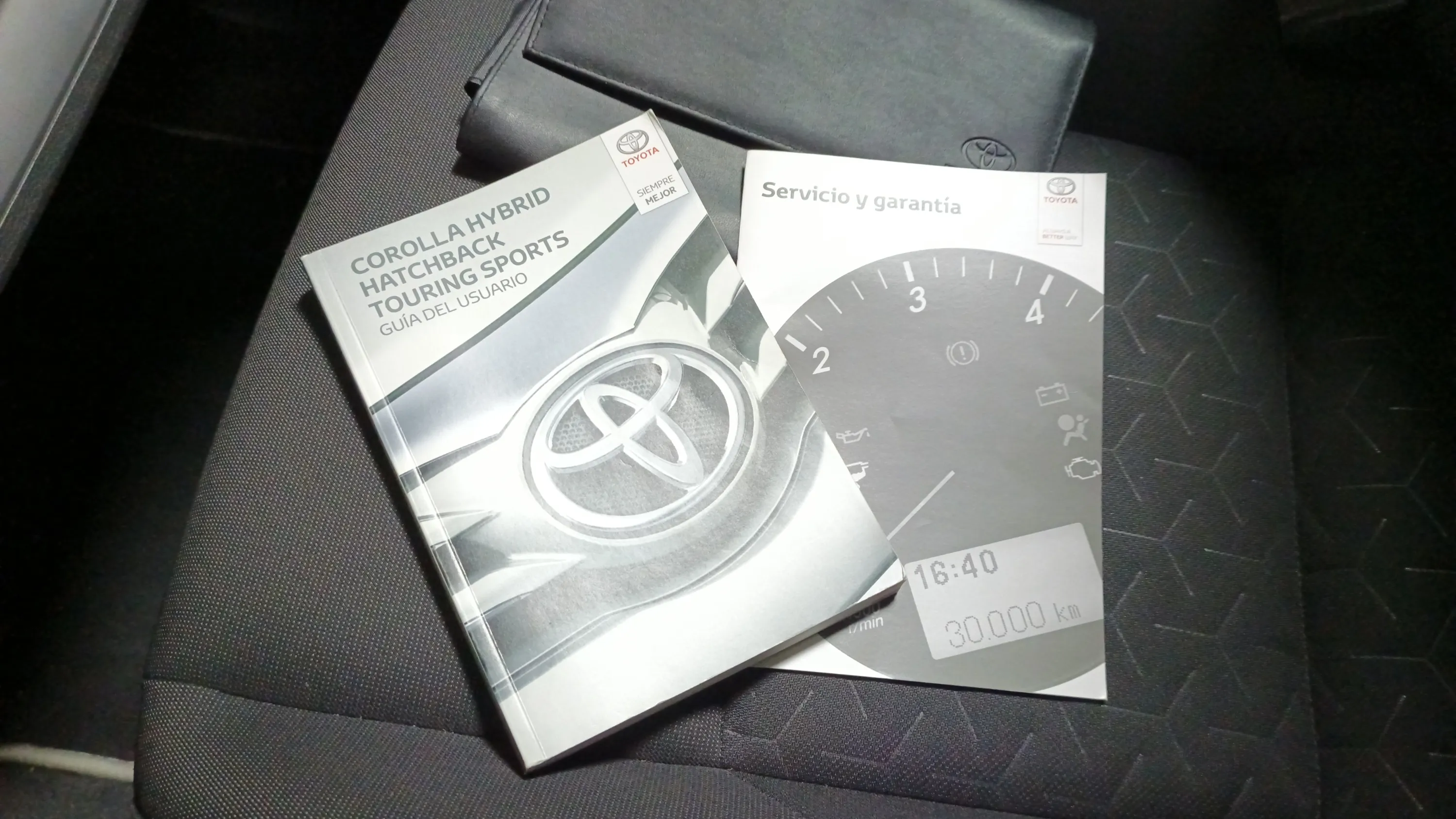 Toyota Corolla 1.8 125H Active Tech E-CVT - foto 25