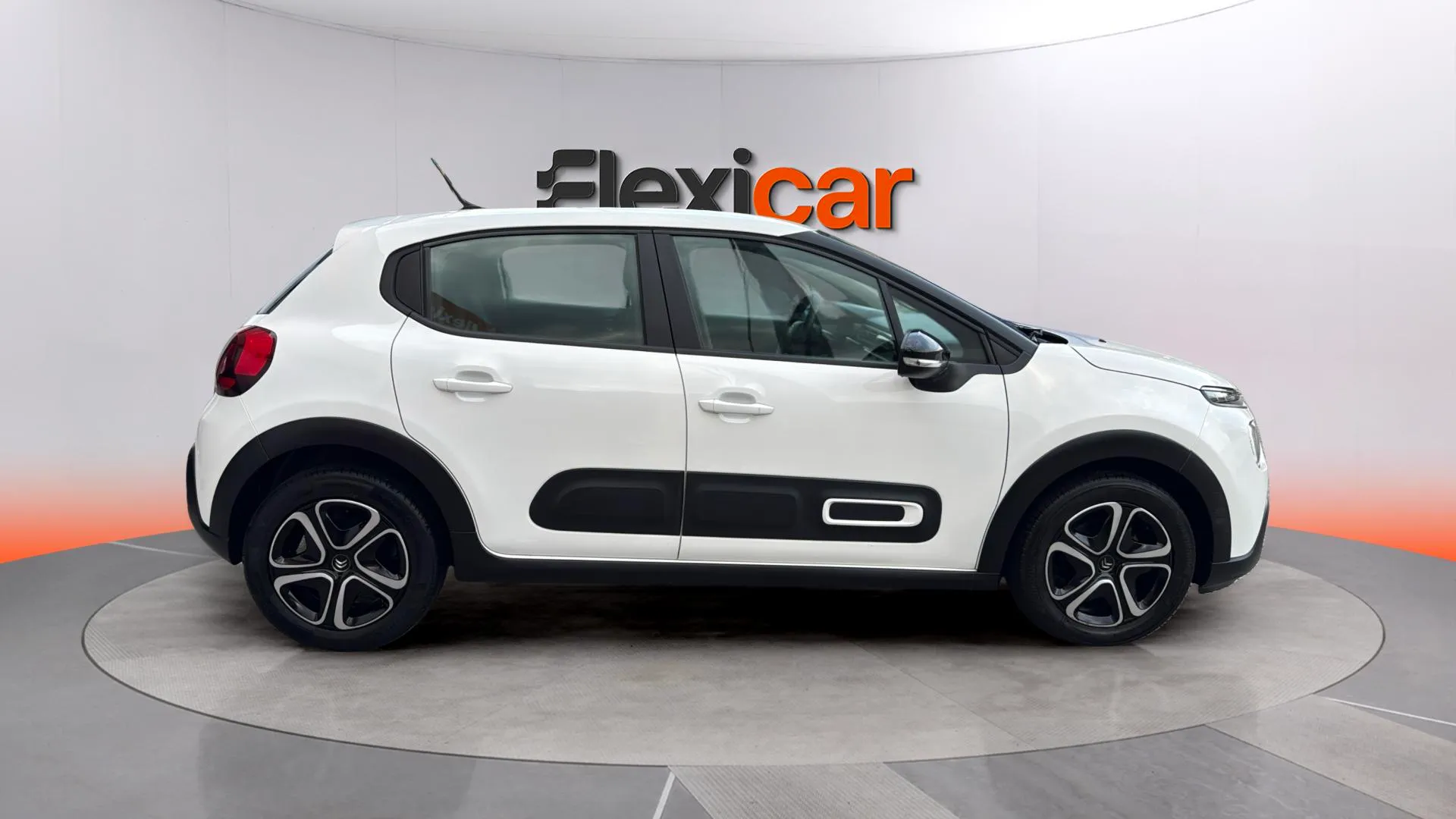 Citroën C3 PureTech Plus - foto 8