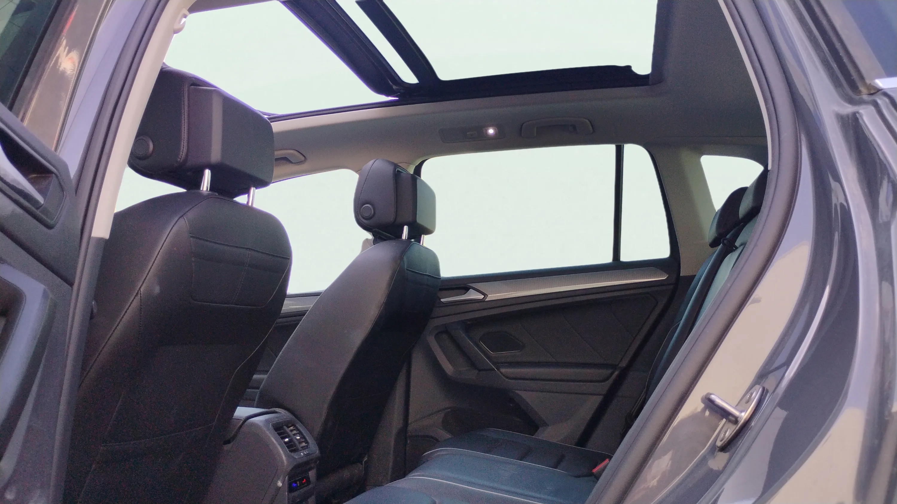 Volkswagen Tiguan Life 2.0 TDI DSG - foto 11