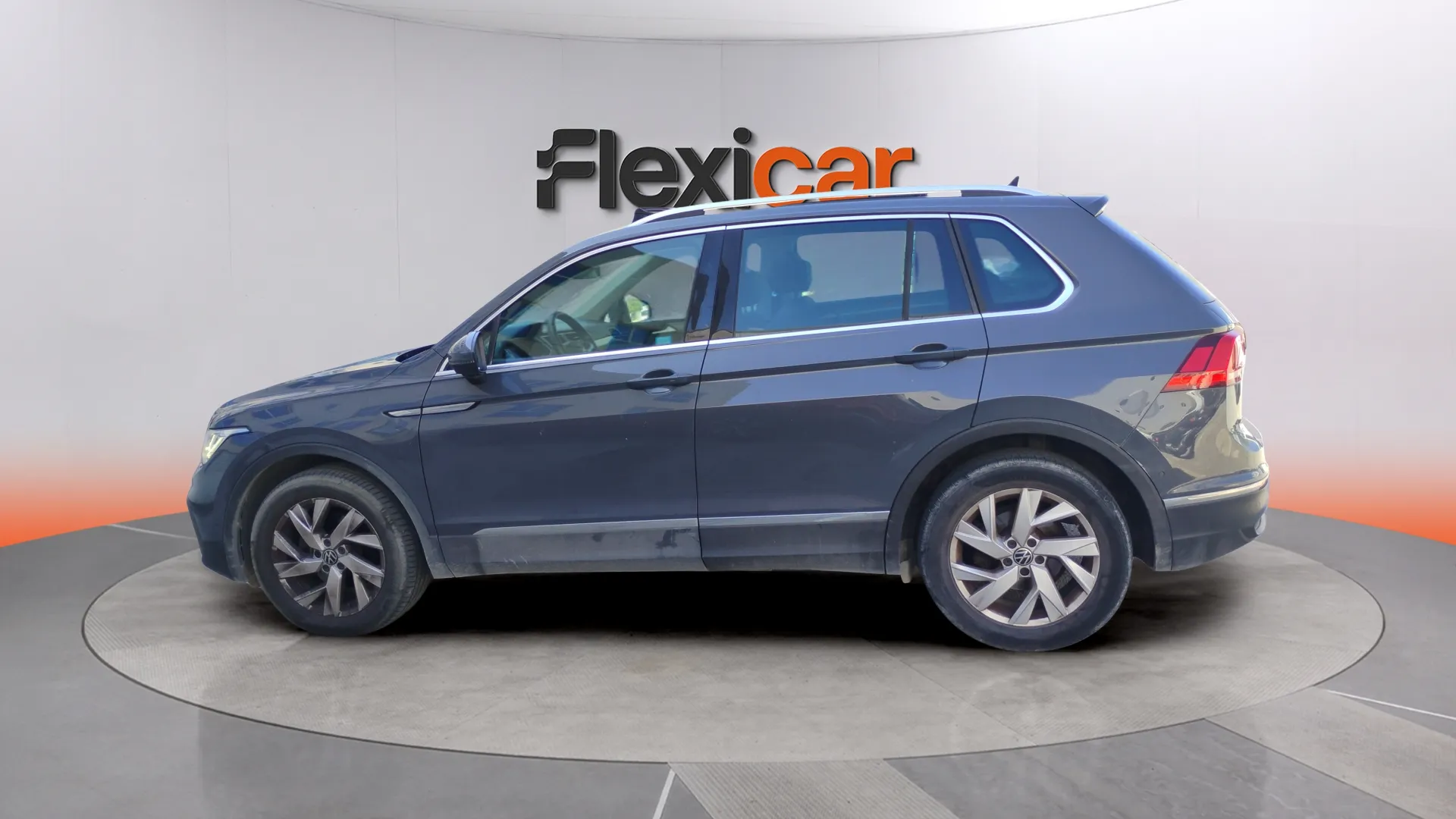 Volkswagen Tiguan Life 2.0 TDI DSG - foto 4