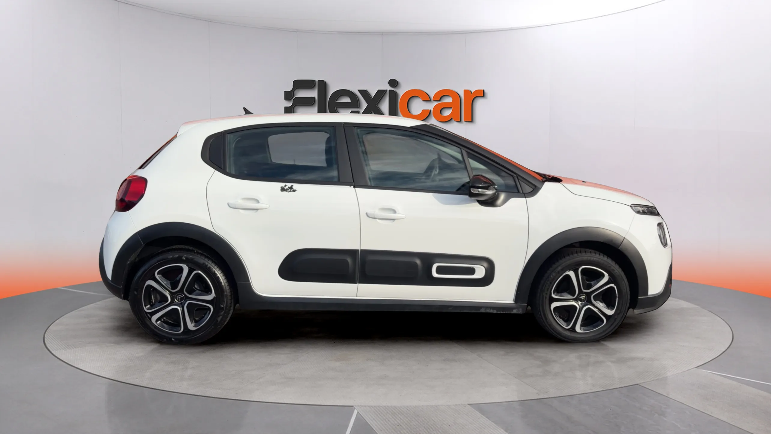 Citroën C3 PureTech Plus - foto 8