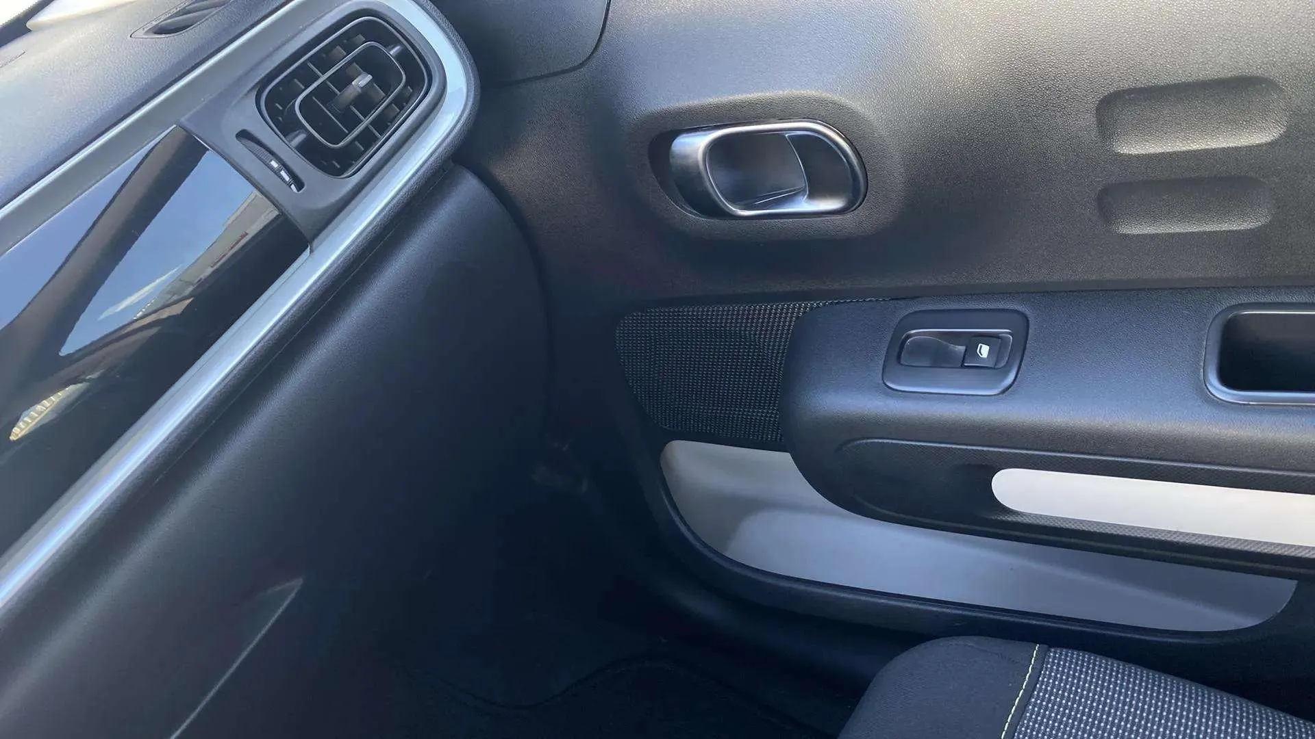Citroën C3 PureTech Plus - foto 17
