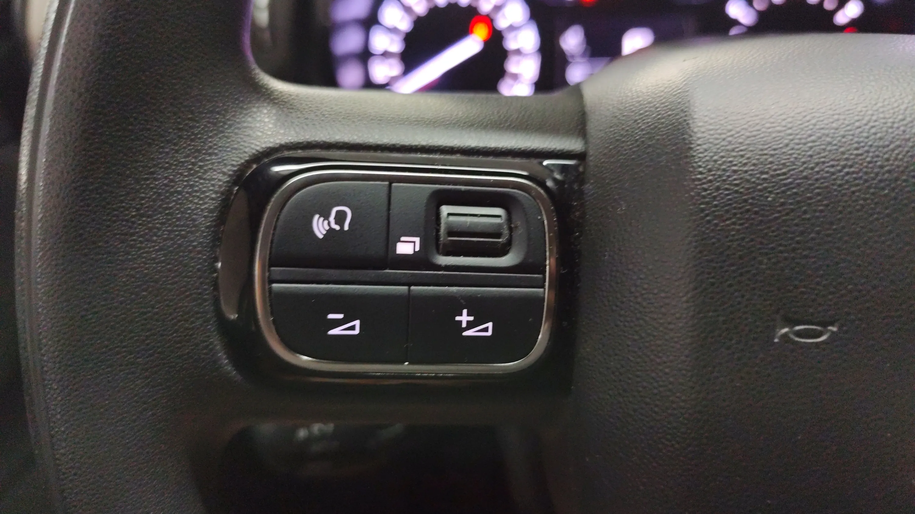 Citroën C3 PureTech Plus - foto 18
