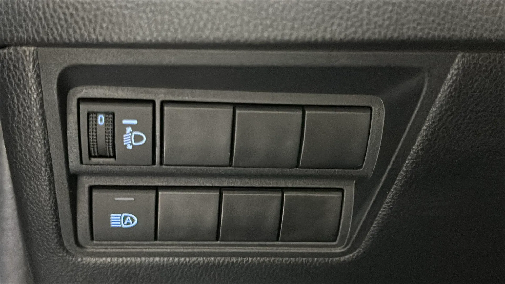 Toyota Yaris 1.5 120H Active Tech - foto 19