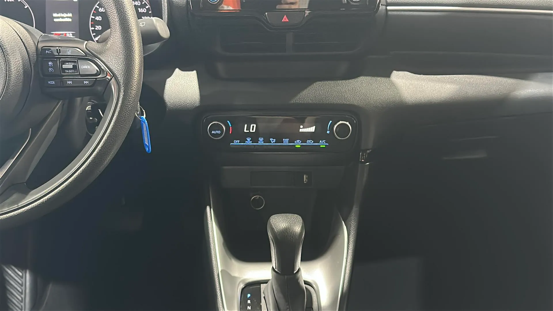 Toyota Yaris 1.5 120H Active Tech - foto 10