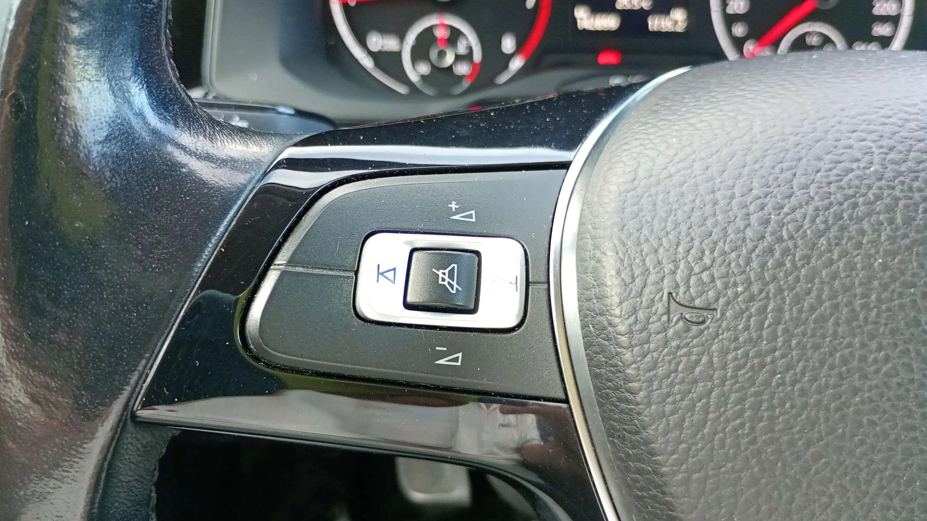 Volkswagen Polo Advance 1.0 TSI - foto 15