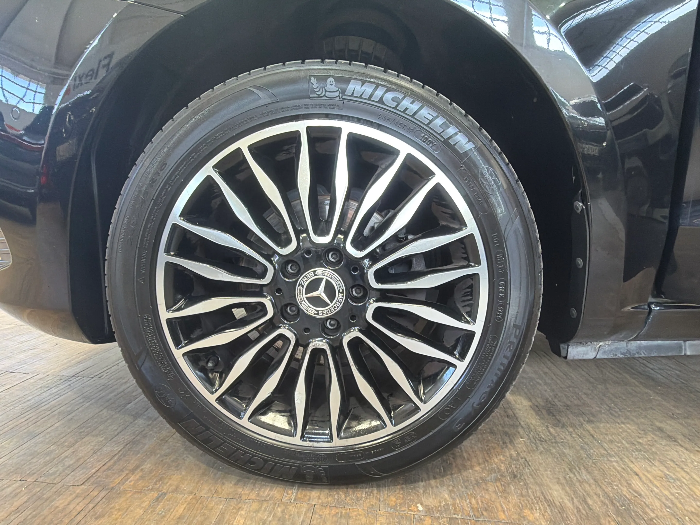 Mercedes-Benz Clase V 220 d Avantgarde Compacto - foto 28
