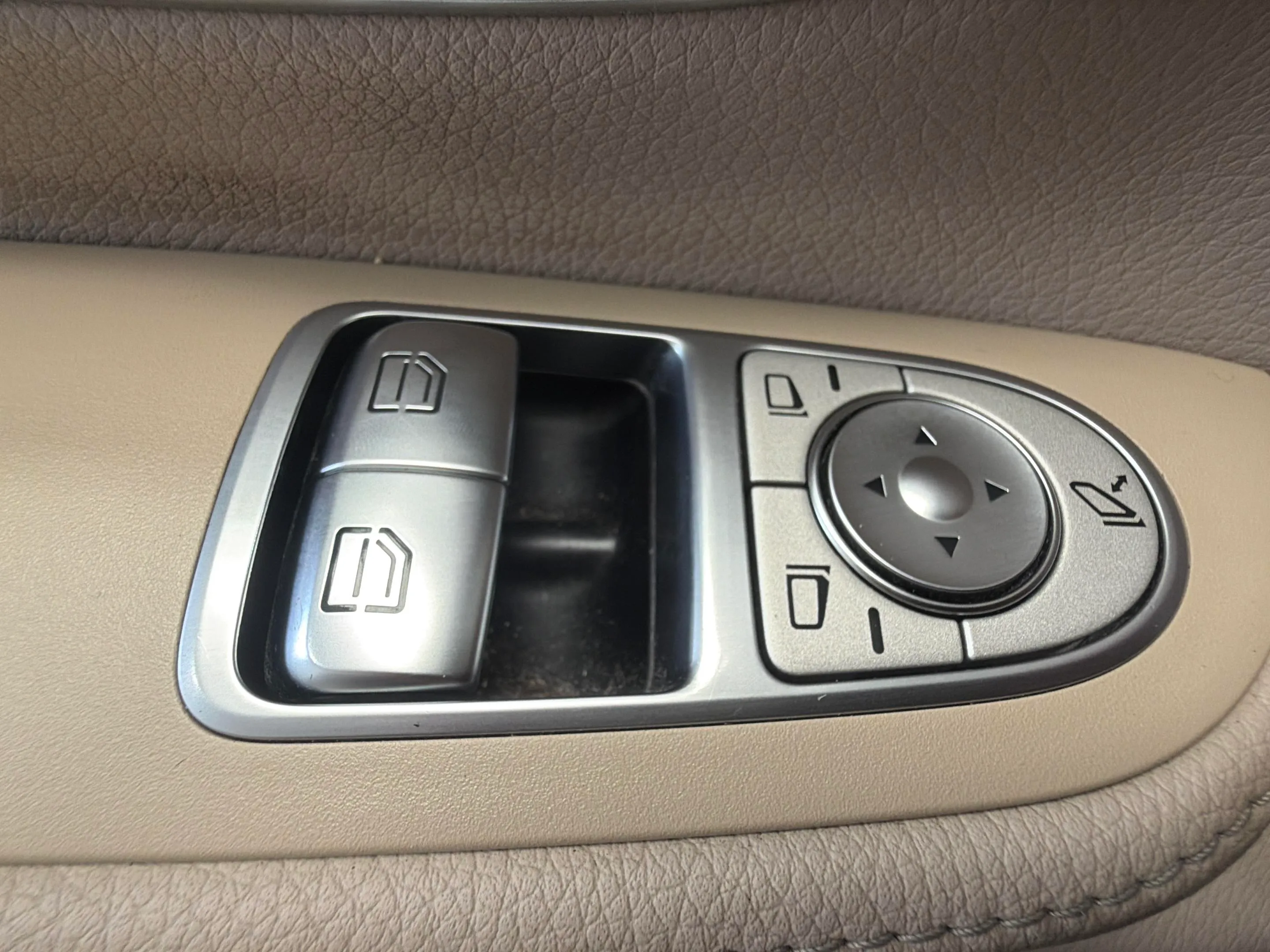Mercedes-Benz Clase V 220 d Avantgarde Compacto - foto 17