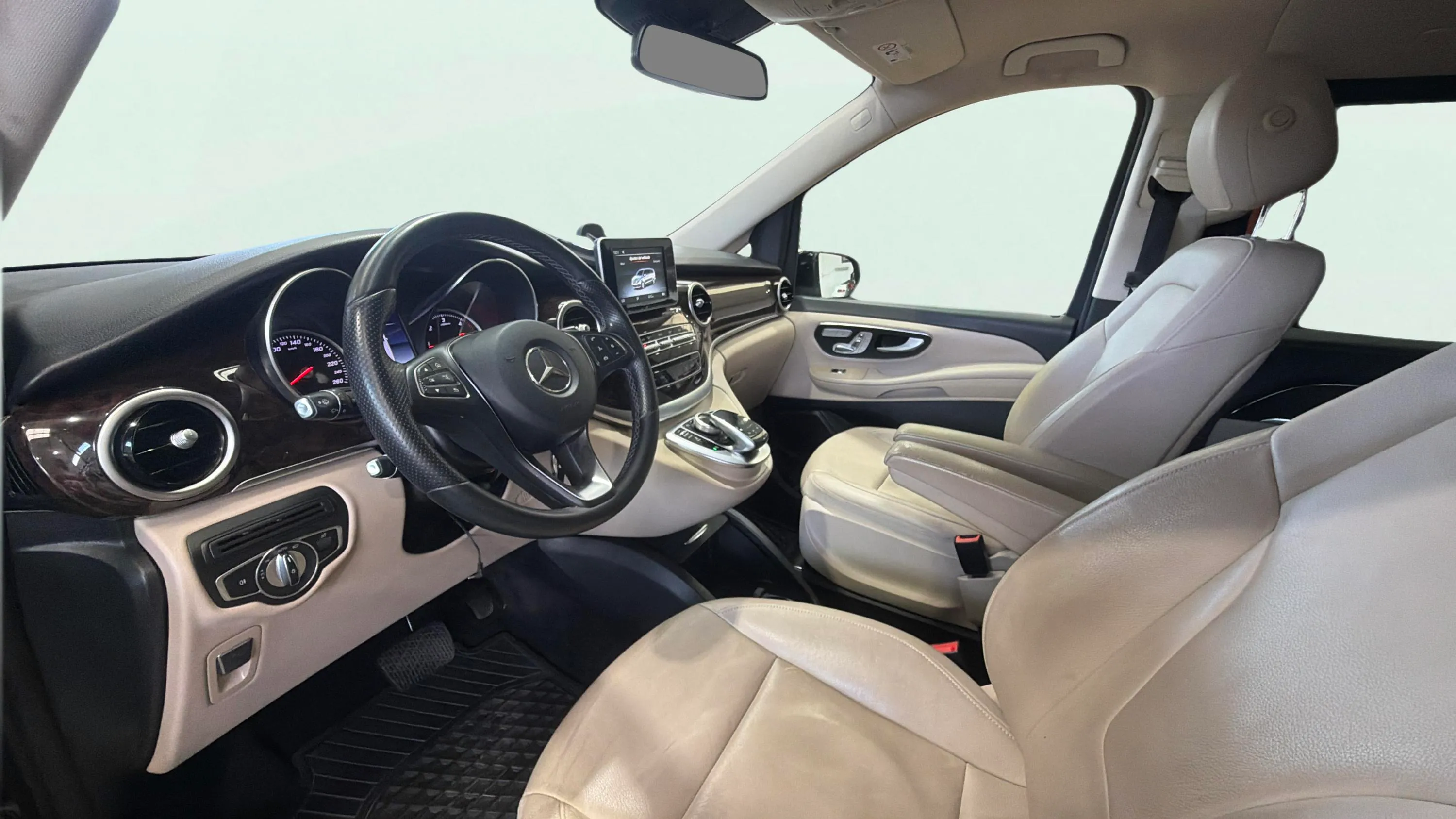 Mercedes-Benz Clase V 220 d Avantgarde Compacto - foto 13