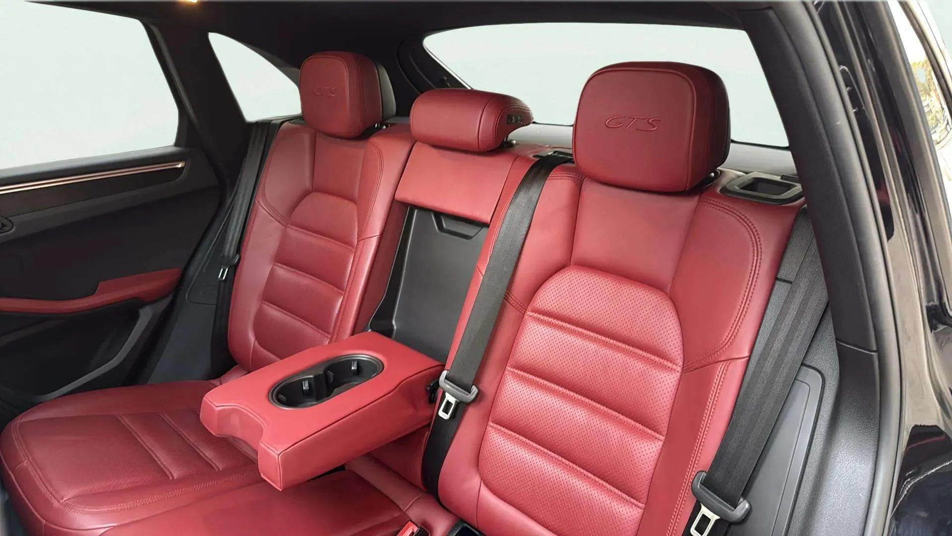 Porsche Macan GTS - foto 30