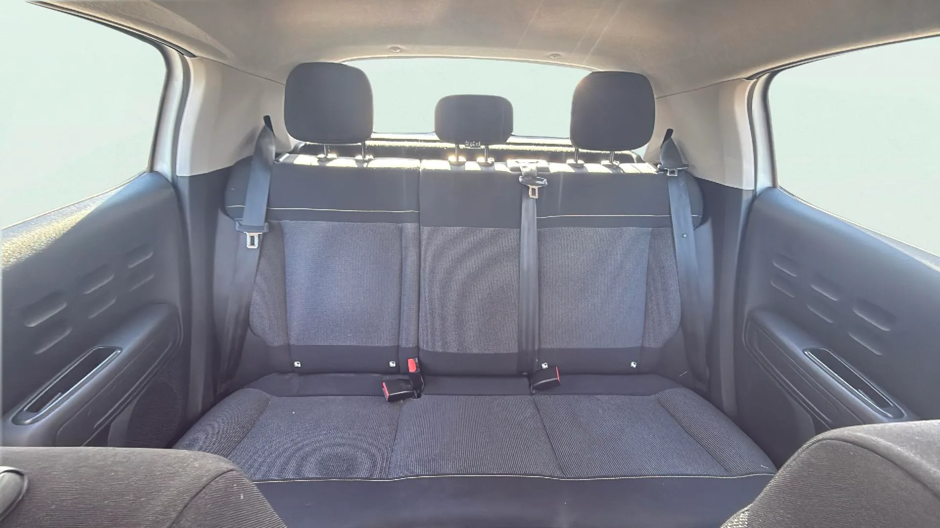 Citroën C3 PureTech Plus - foto 18