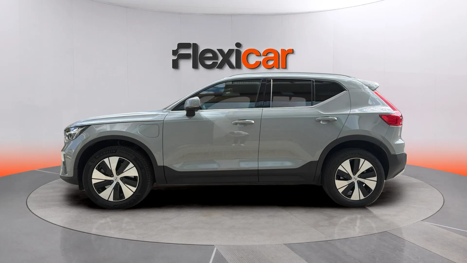 Volvo XC40 1.5 T4 Recharge PHEV Plus Dark - foto 6