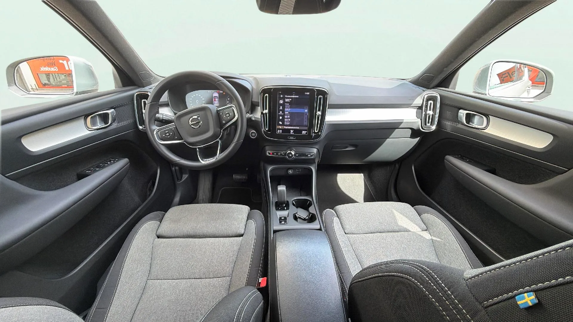 Volvo XC40 1.5 T4 Recharge PHEV Plus Dark - foto 9