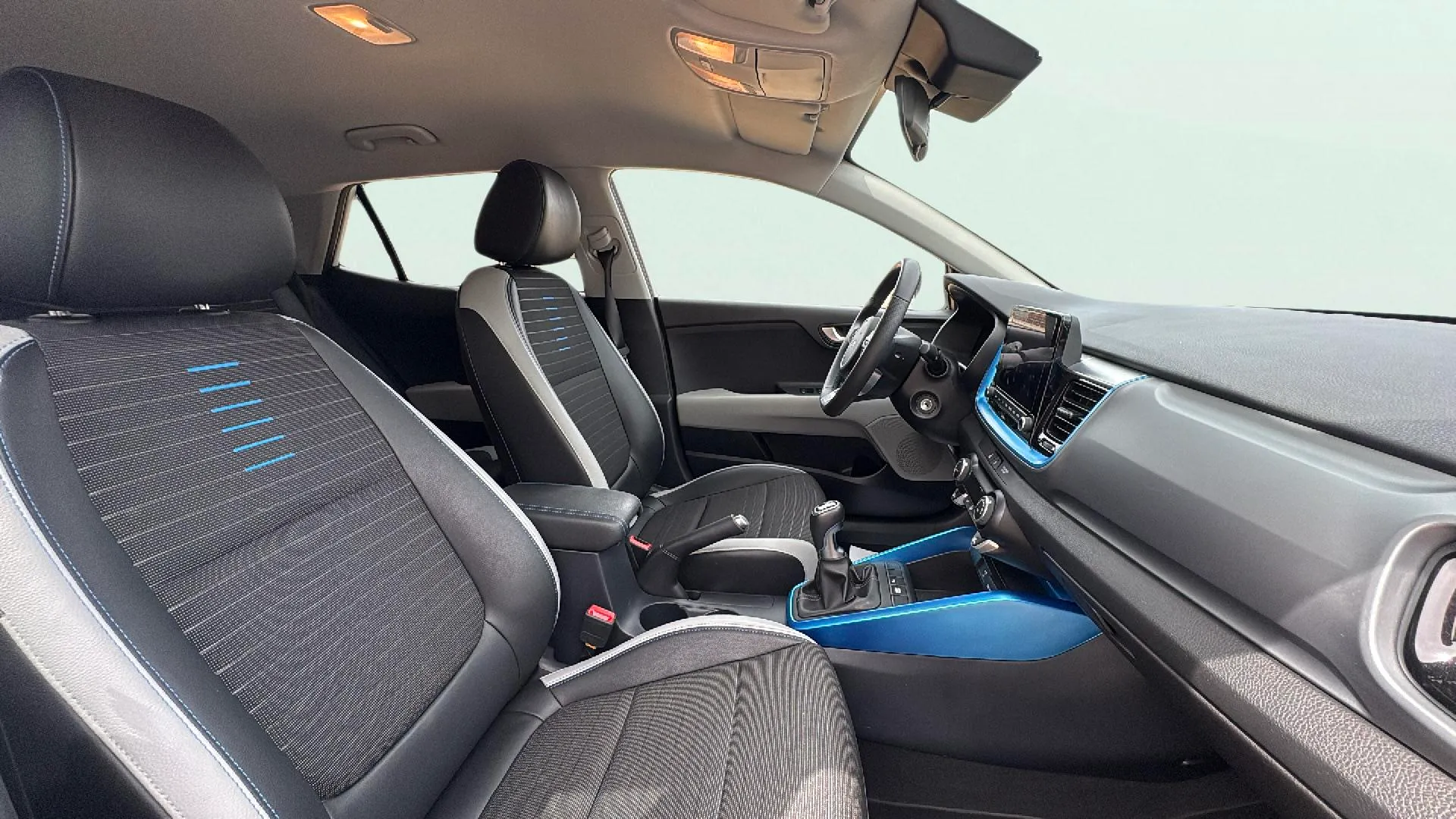 Kia Stonic 1.0 T-GDi MHEV Concept - foto 18