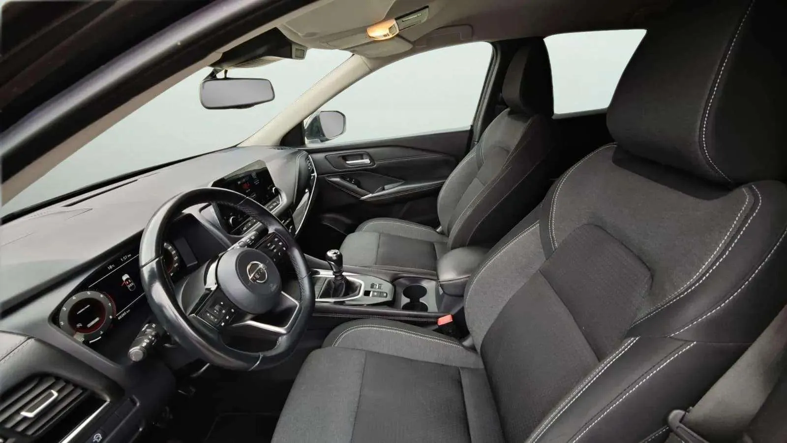 Nissan Qashqai DIG-T N-Connecta - foto 18