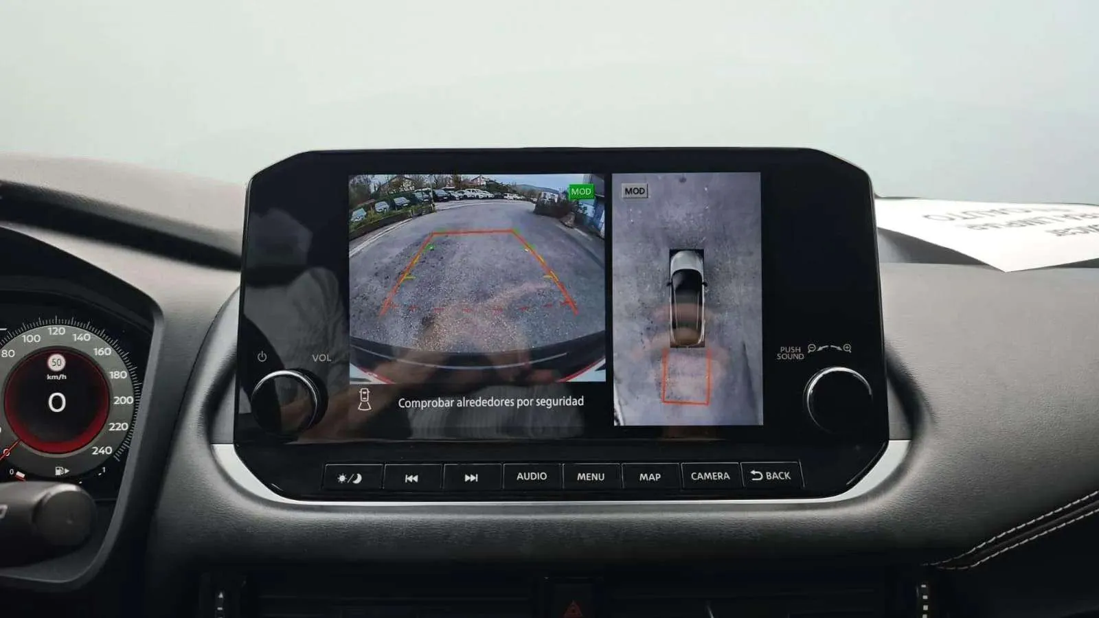 Nissan Qashqai DIG-T N-Connecta - foto 25